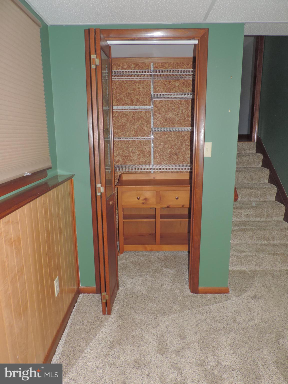 ROYAL EXCHANGE - Residential