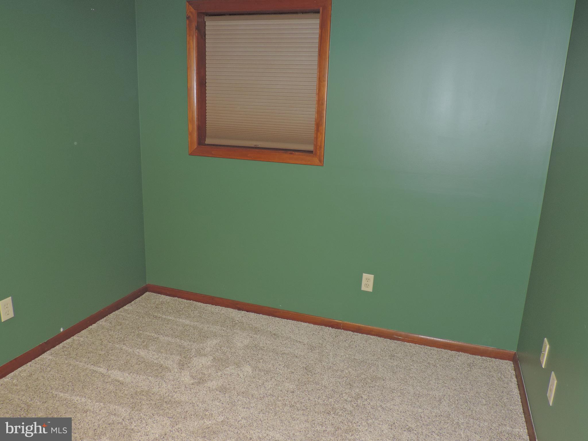 ROYAL EXCHANGE - Residential