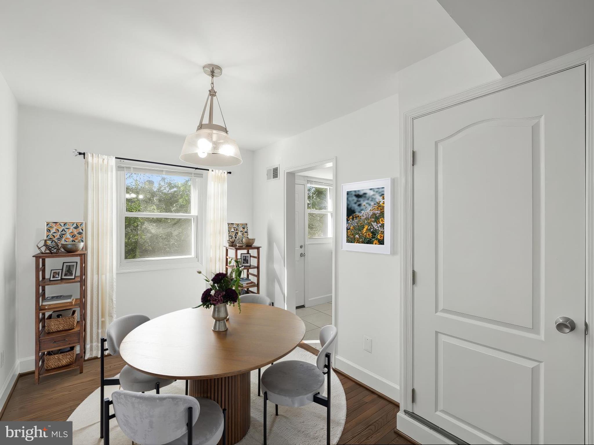 2621 COLEBROOKE DRIVE 28