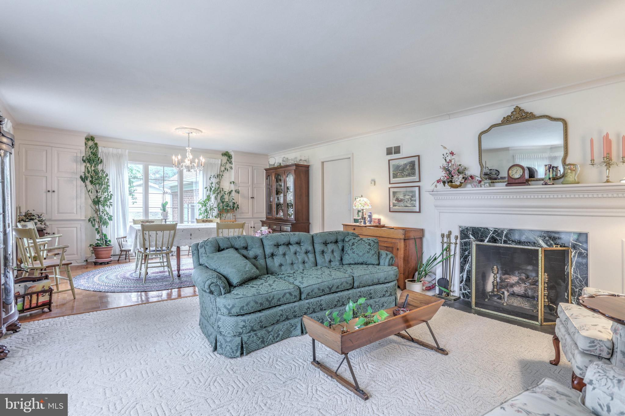 STRATHCONA - Residential