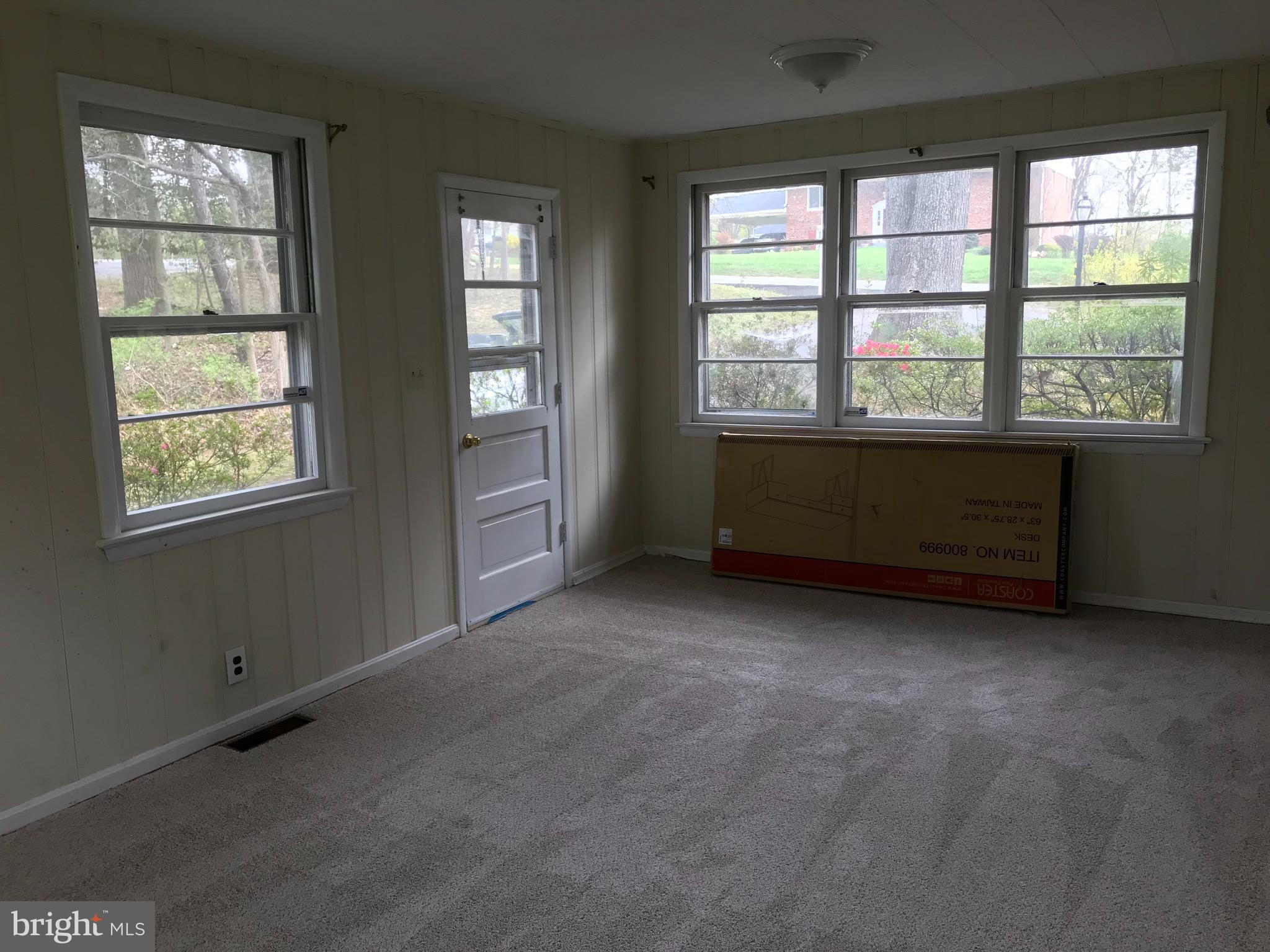 WOODBURN HEIGHTS - Residential