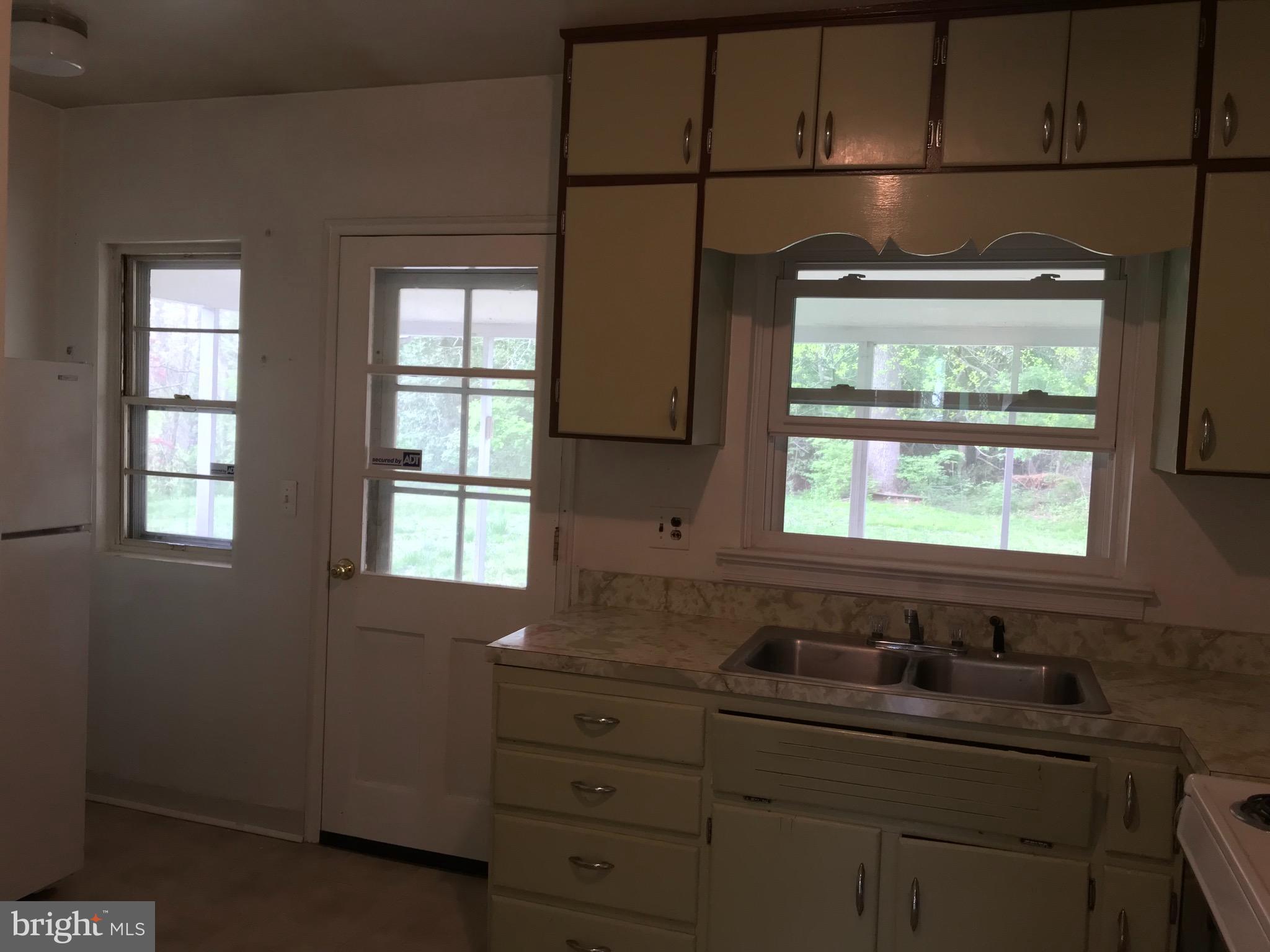 WOODBURN HEIGHTS - Residential