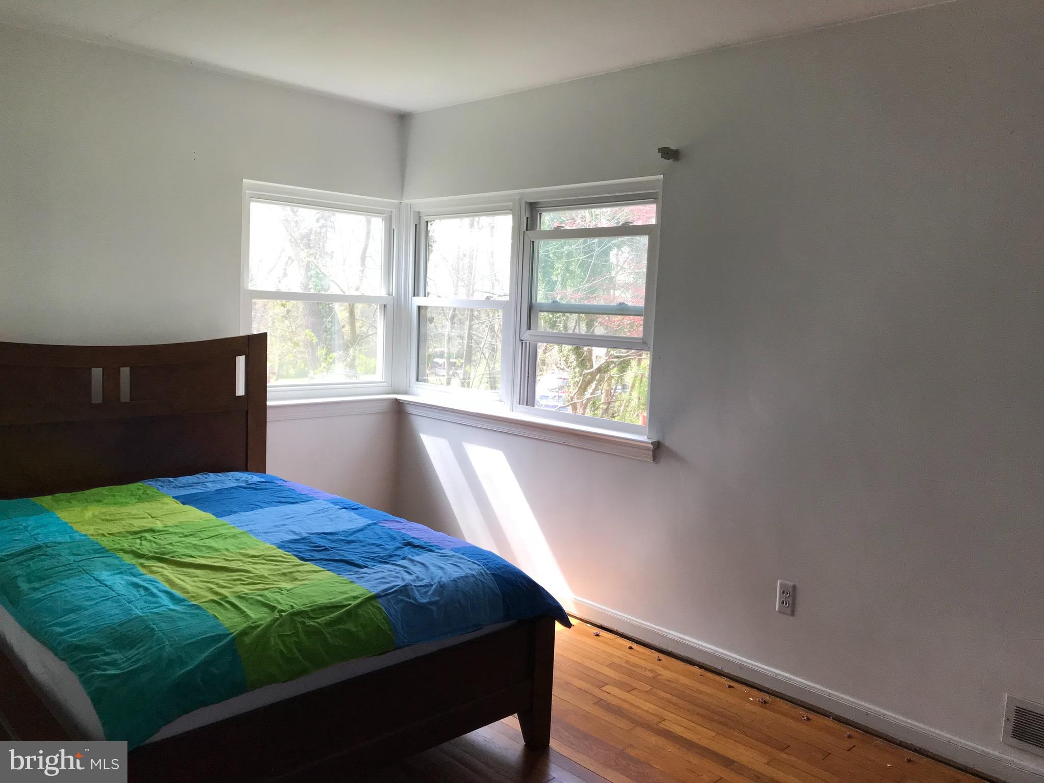 WOODBURN HEIGHTS - Residential