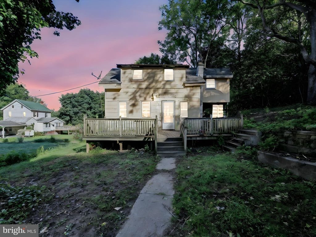 Photo of 174 Distillery Road, NEWMANSTOWN, PA 17073 (MLS # PALN2022892)