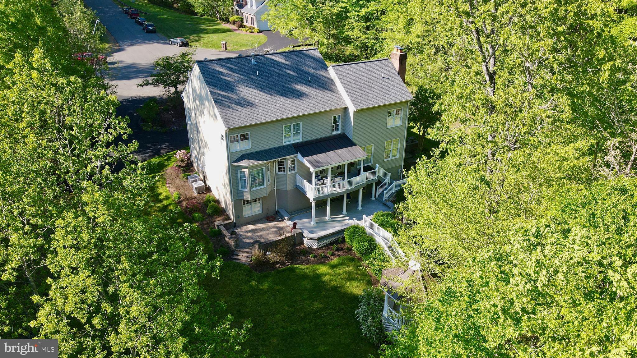 BEAR CREEK - Residential