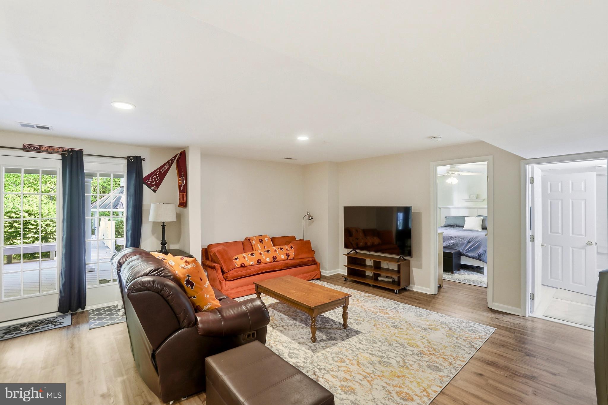 BEAR CREEK - Residential