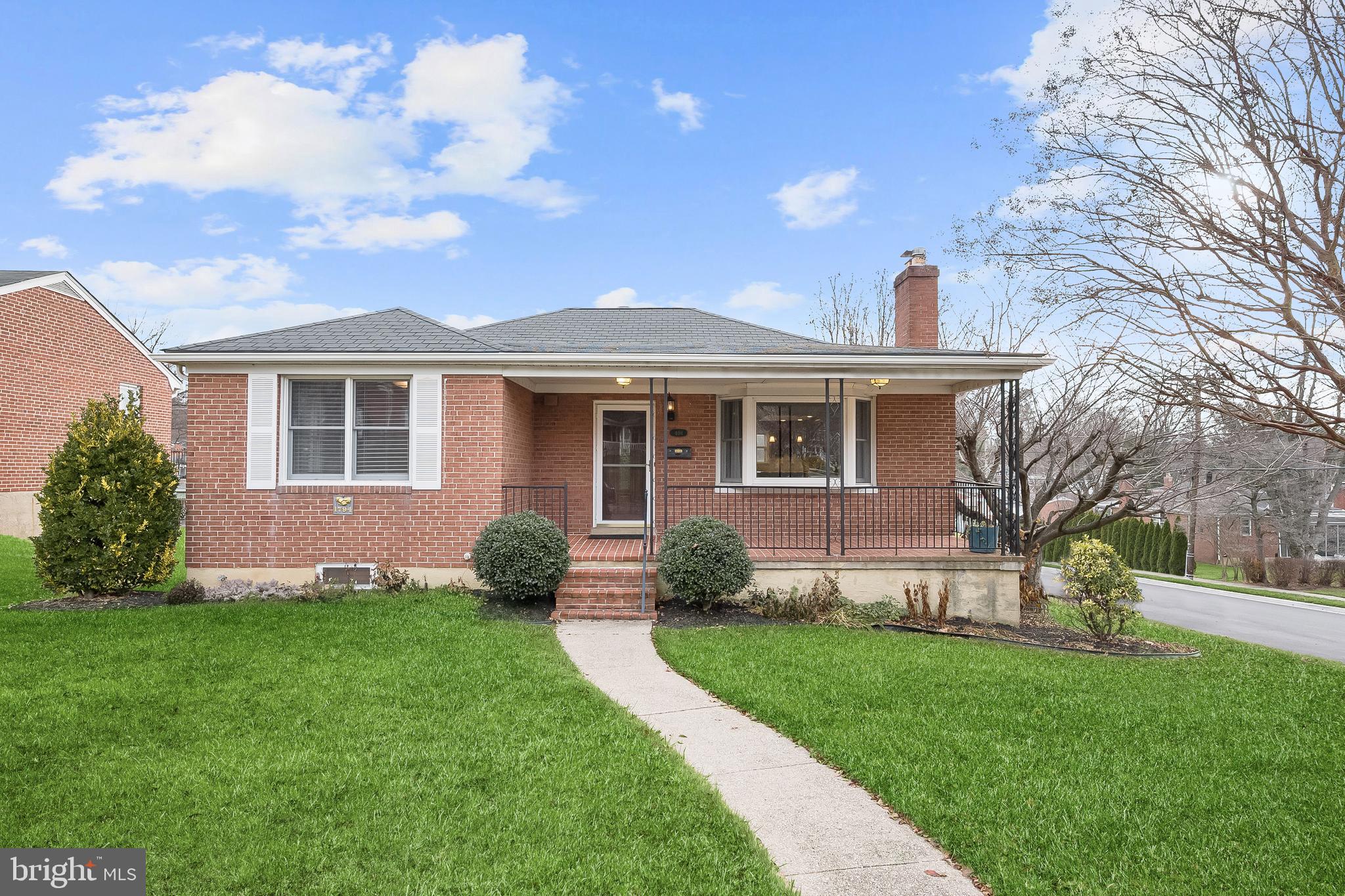 COLONIAL GARDENS - Residential