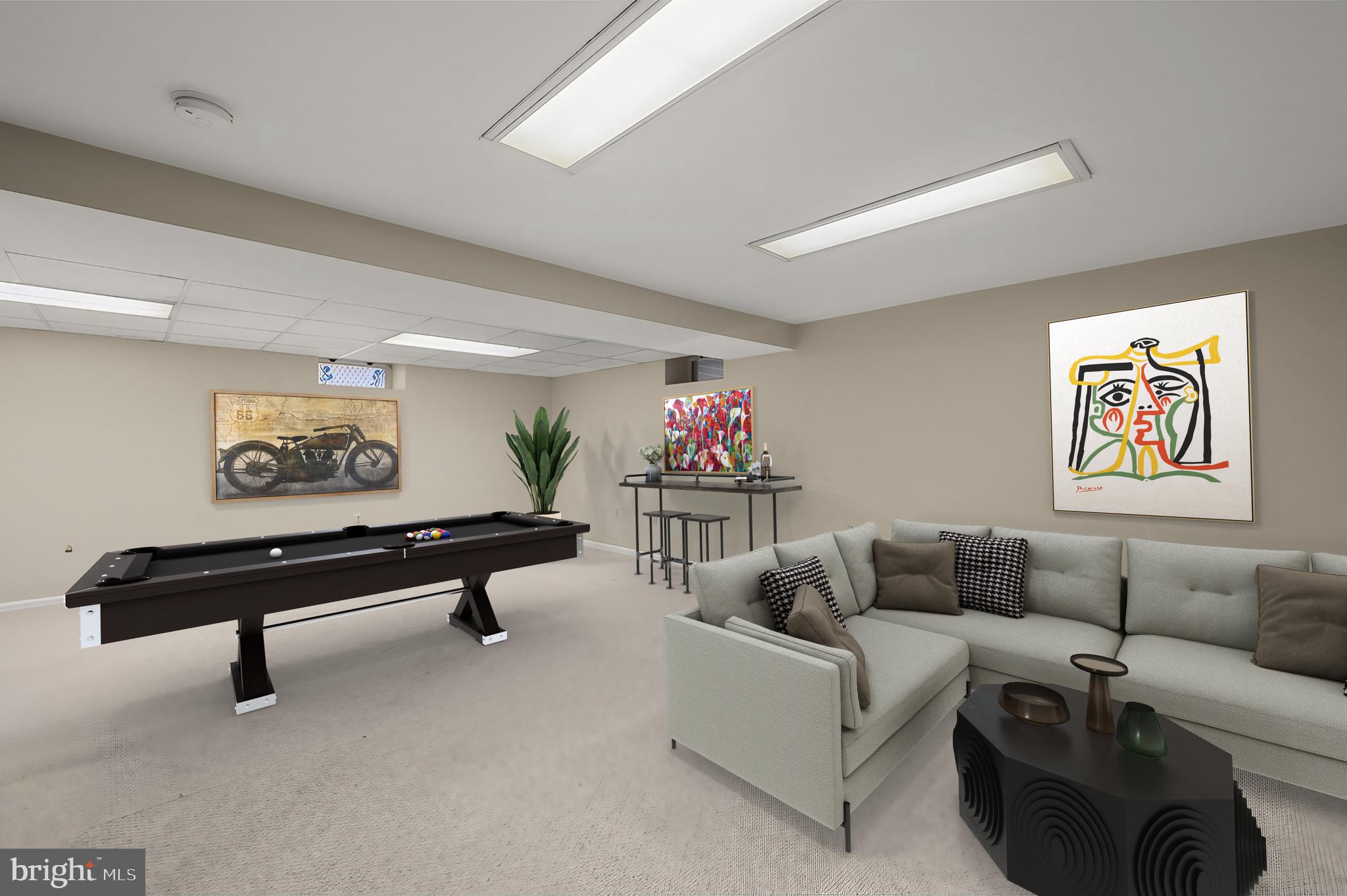 COLONIAL GARDENS - Residential