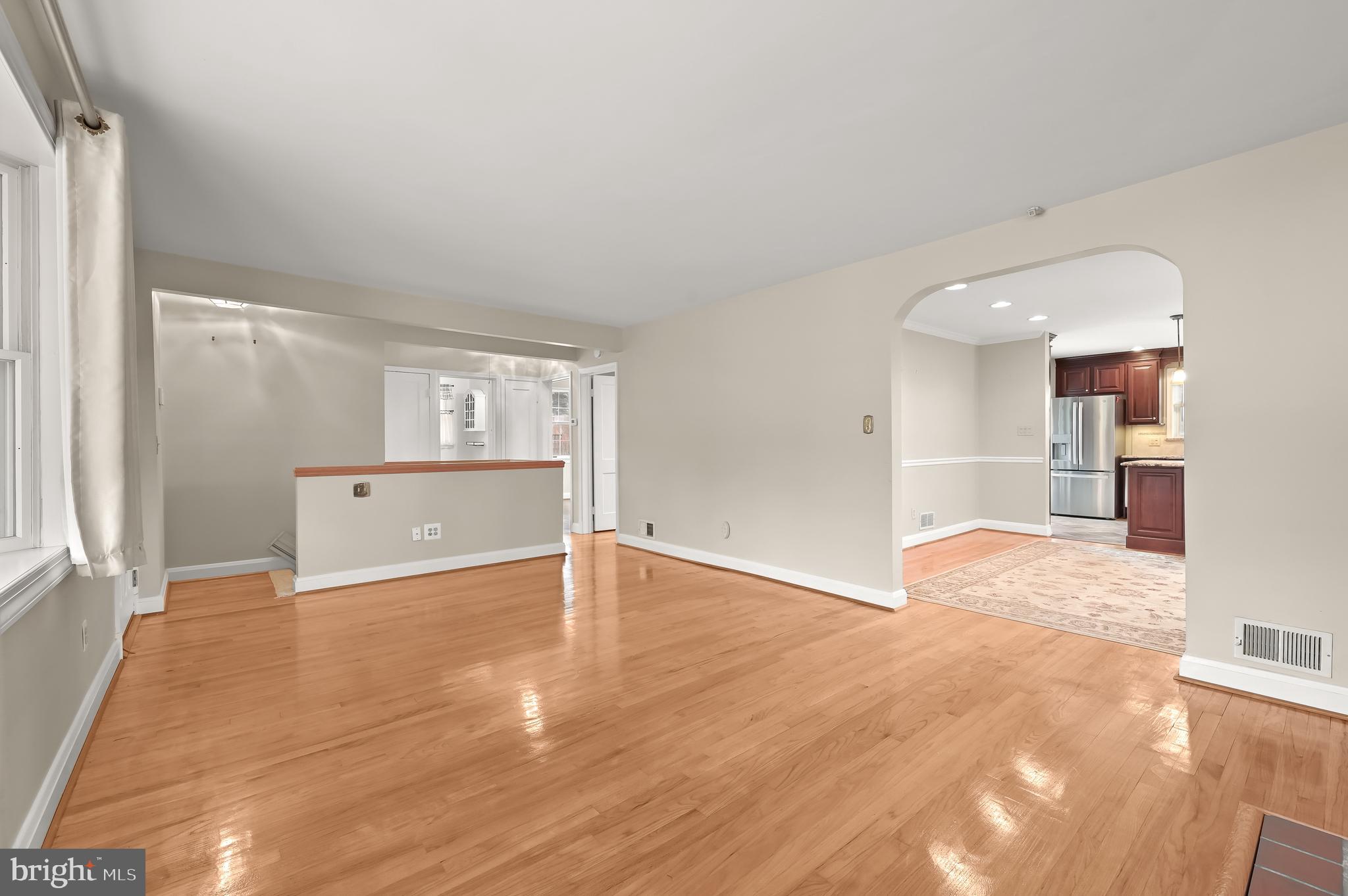 COLONIAL GARDENS - Residential