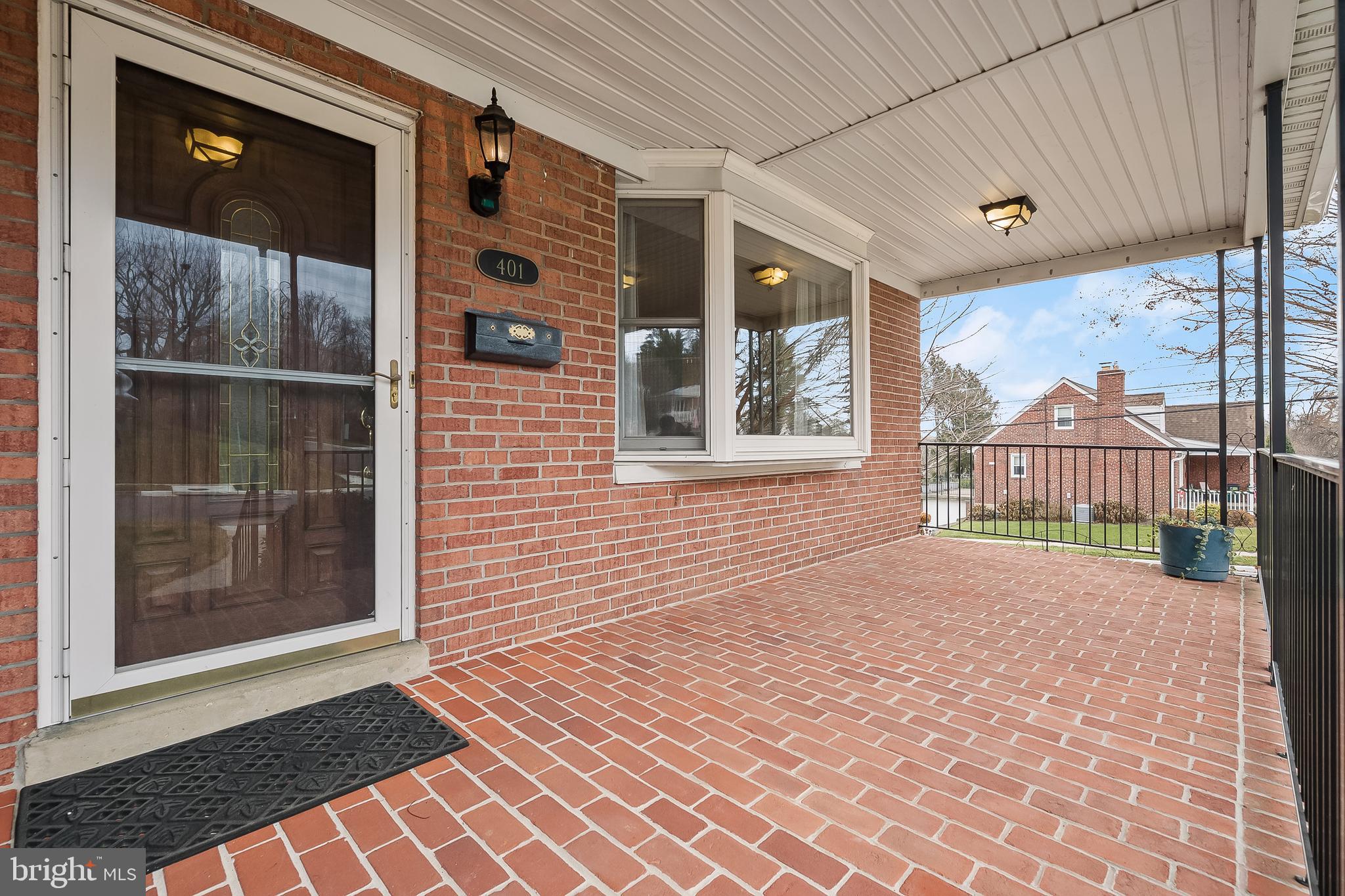 COLONIAL GARDENS - Residential