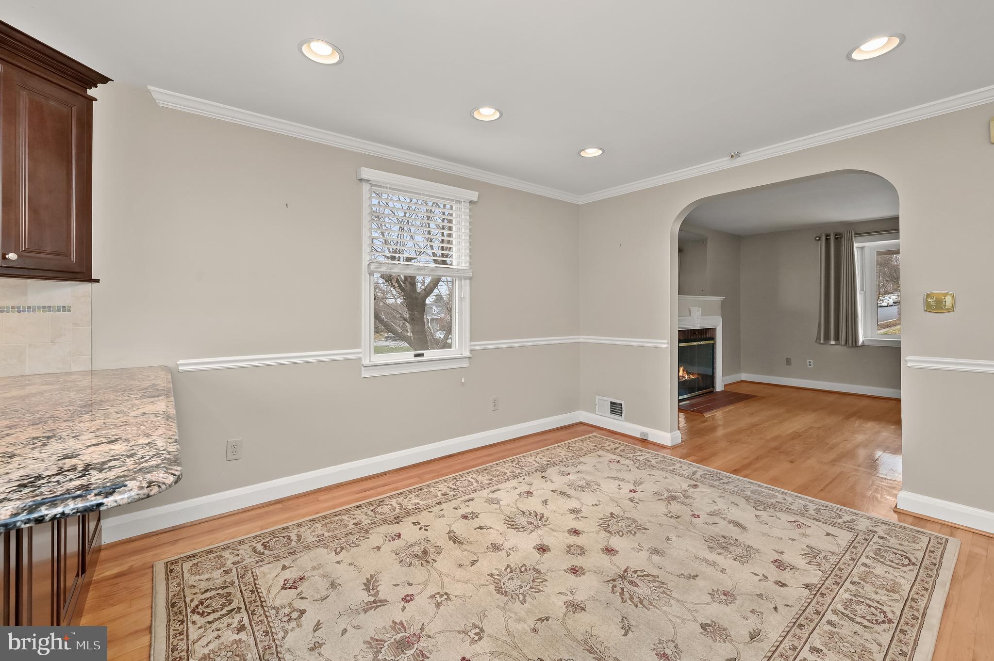 COLONIAL GARDENS - Residential