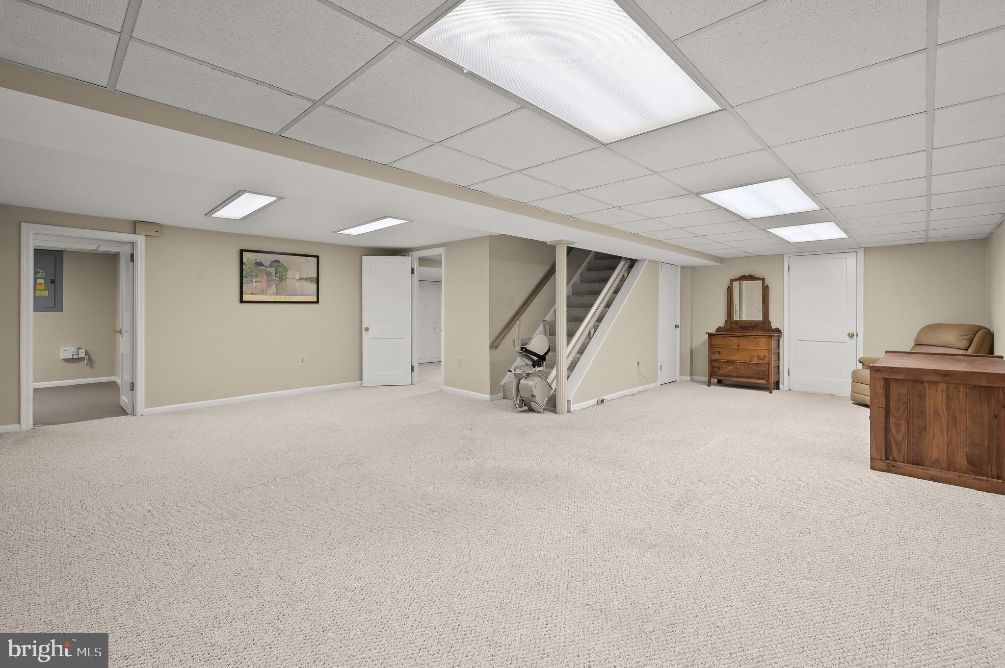 COLONIAL GARDENS - Residential