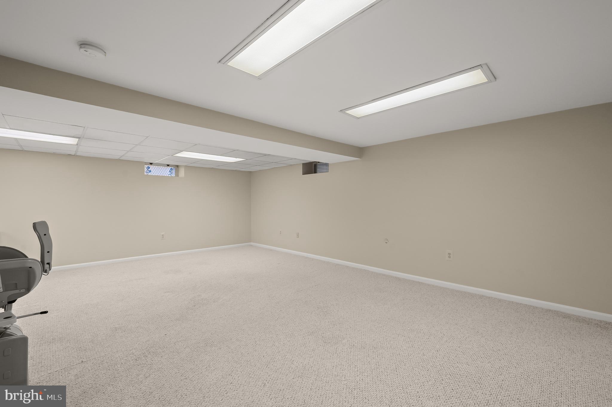 COLONIAL GARDENS - Residential