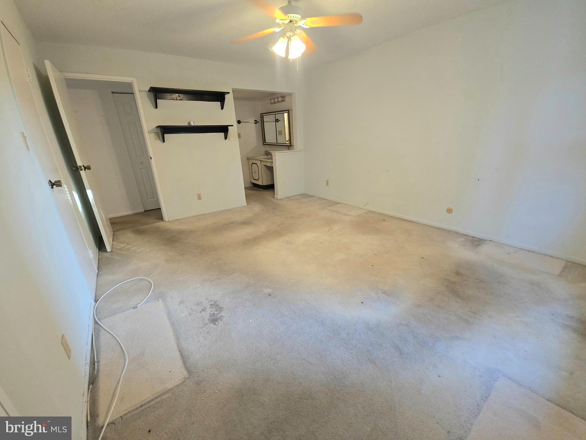 BAKERS BAY CONDOMINIUMS - Residential