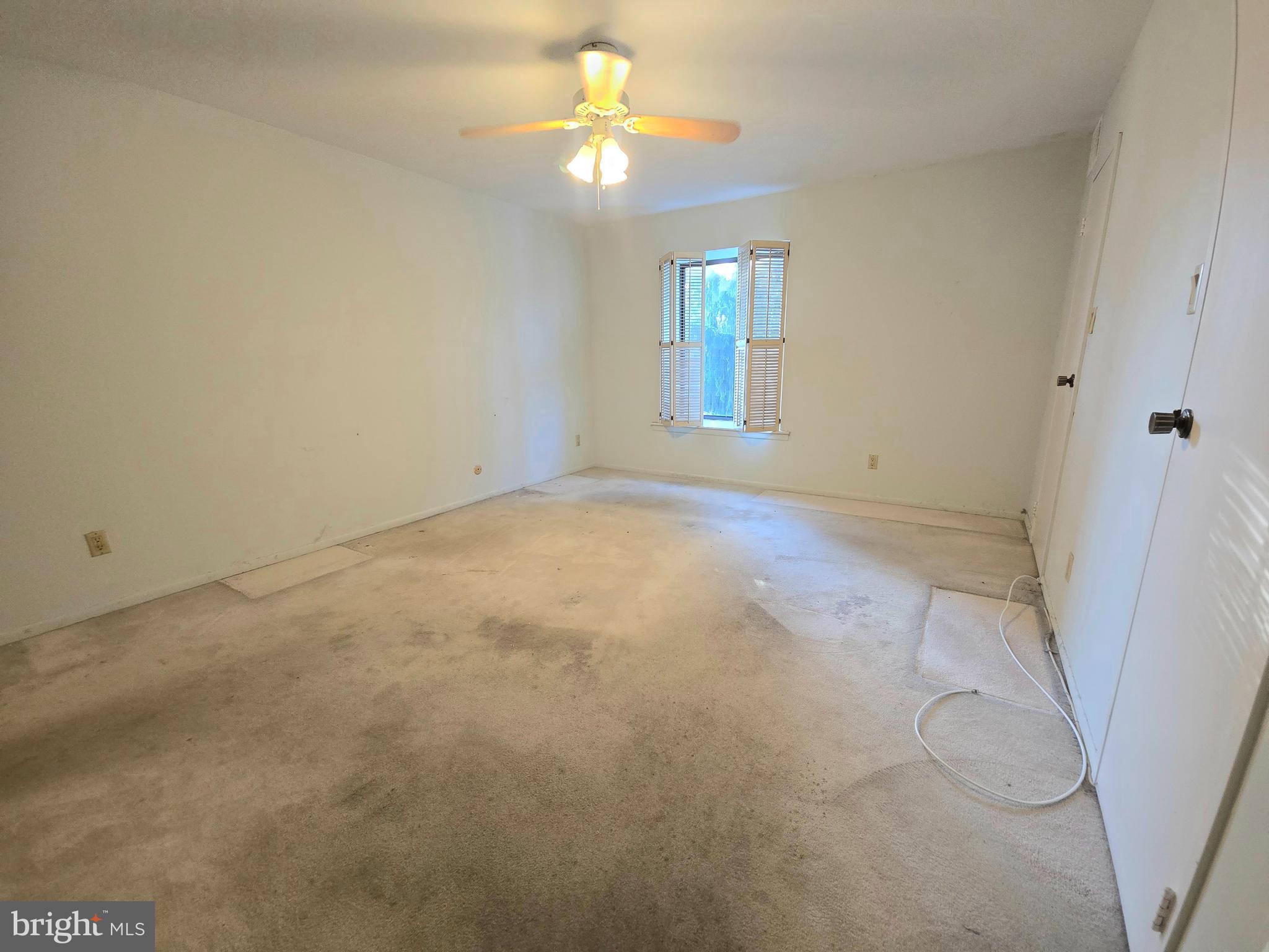 BAKERS BAY CONDOMINIUMS - Residential