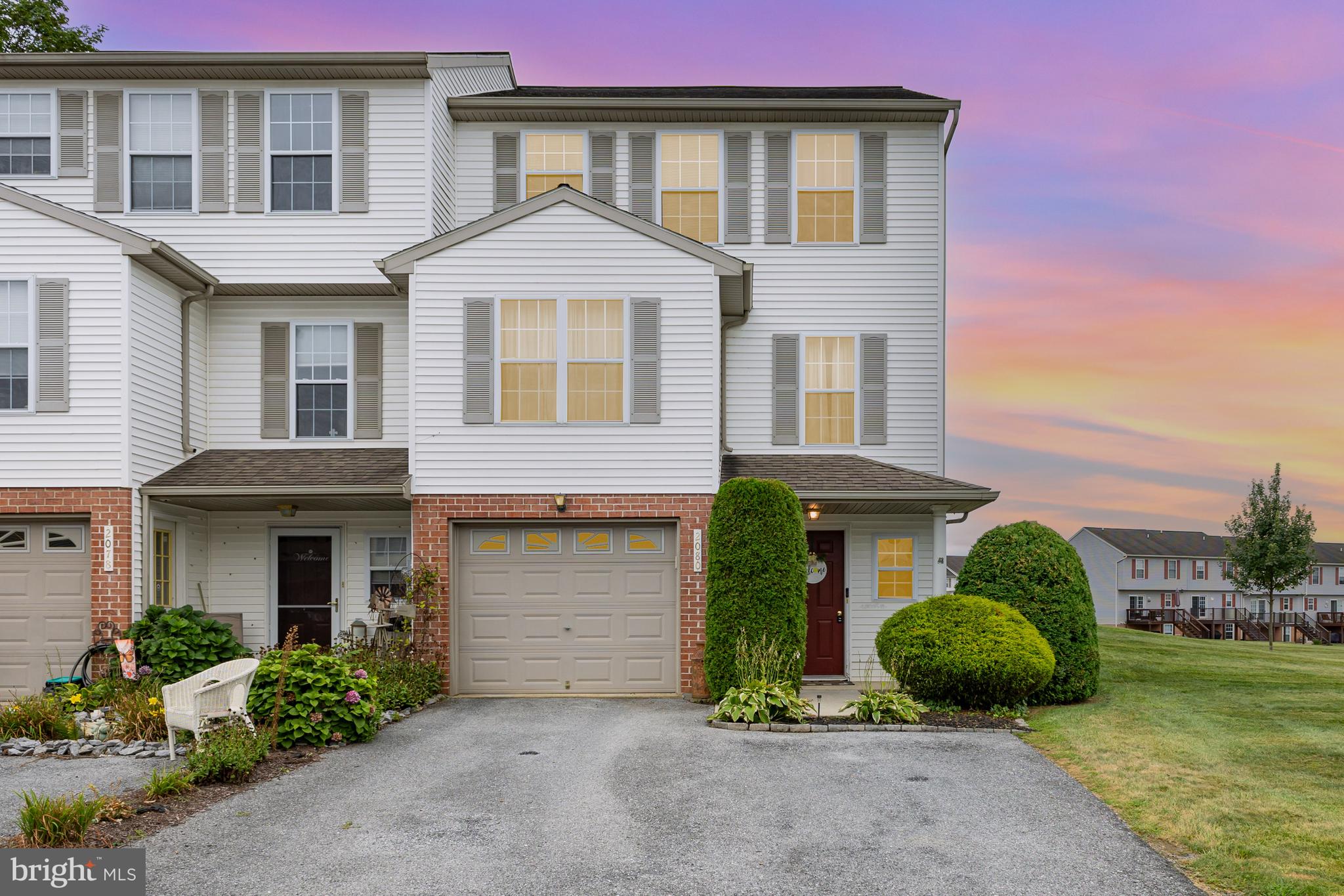 Welcome to this end-unit townhome in the desirable Oak Hills community of North Cornwall Township. Built in 2003, this home offers over 1,300 square feet of living space with 3 bedrooms and 2.5 baths. The main level features an open layout with a bright living area, a dining space, and a convenient half bath with laundry. Upstairs you’ll find three bedrooms and a full bath. Enjoy low maintenance living with a vinyl and brick exterior, one car attached garage, and additional parking. The HOA covers lawn care, snow removal & trash, making this property ideal for those seeking both comfort and convenience.