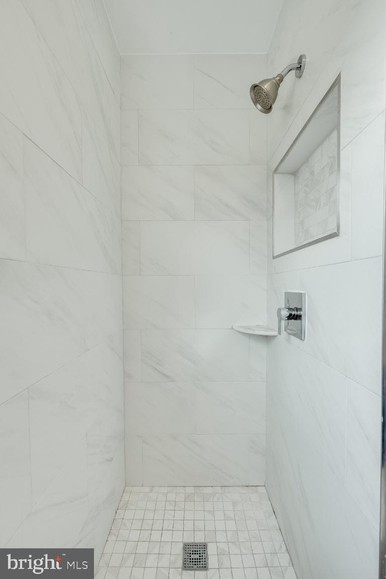 ROSE HILL PARK - Residential