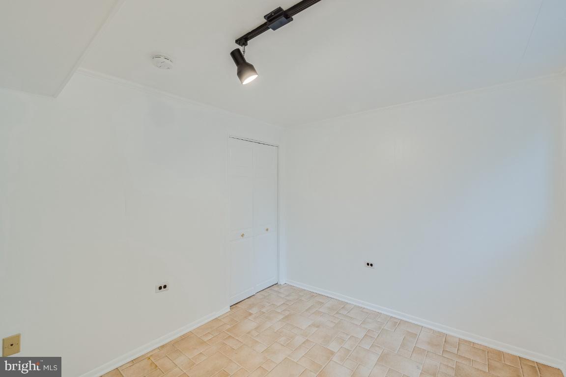 ROSE HILL PARK - Residential