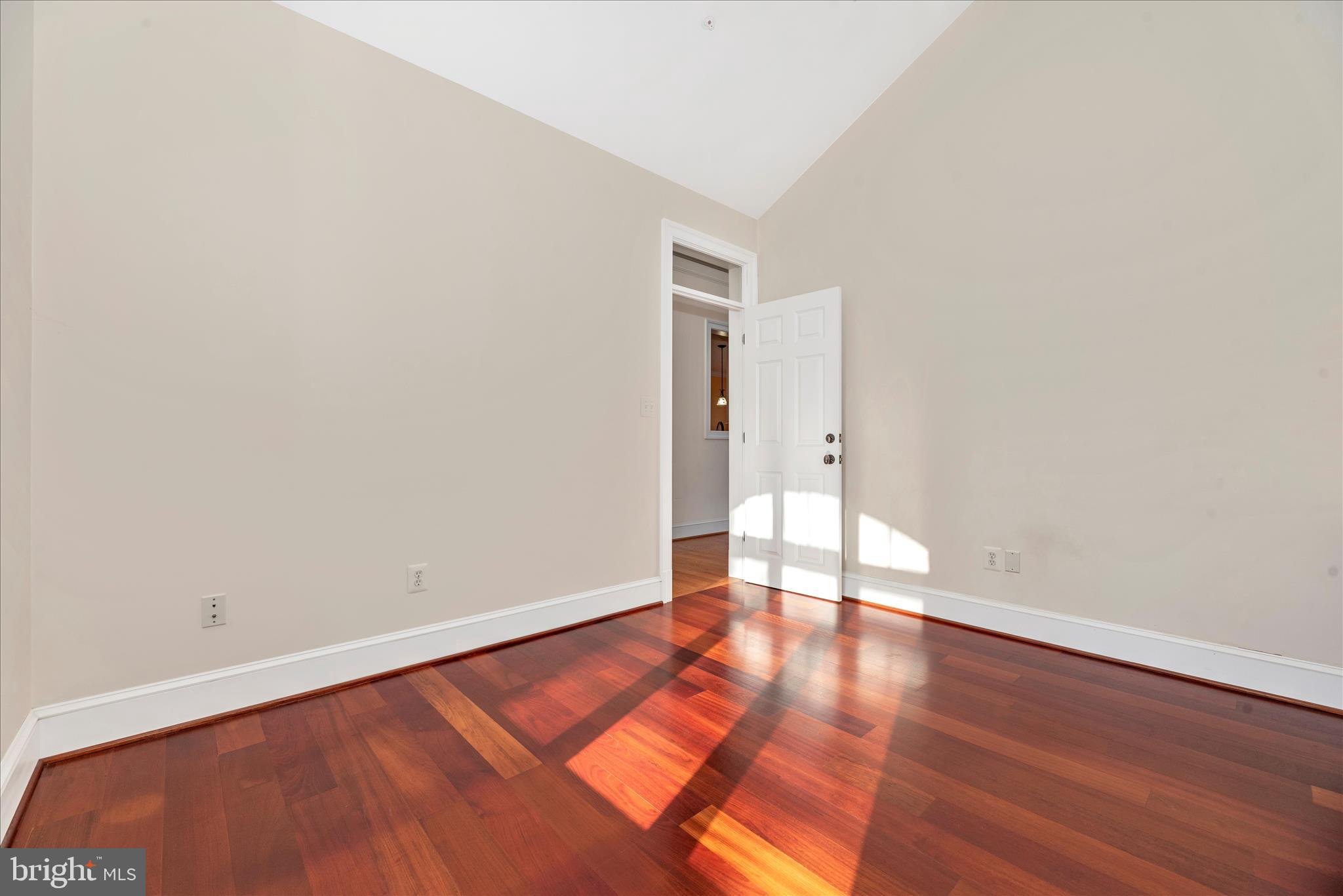 FOREST GLEN II - Residential