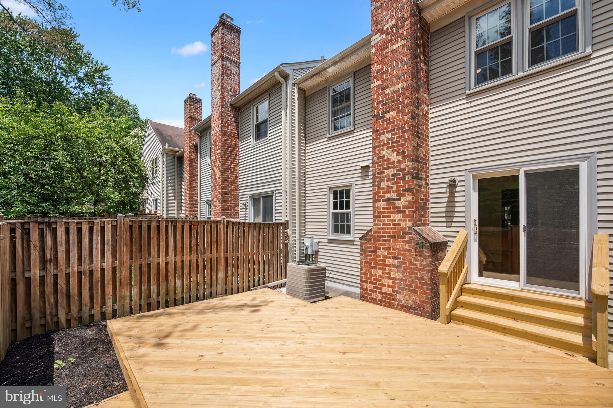 COUNTRY CREEK - Residential