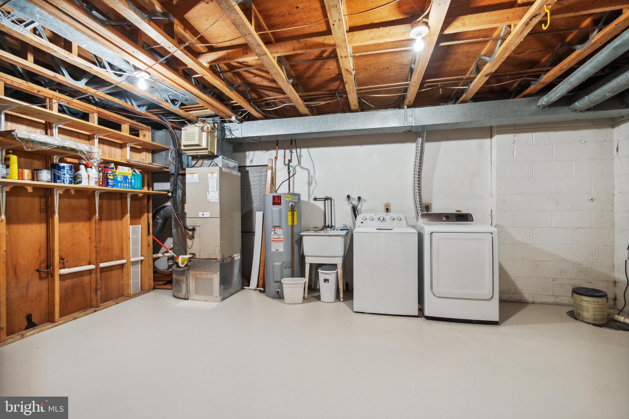 COUNTRY CREEK - Residential