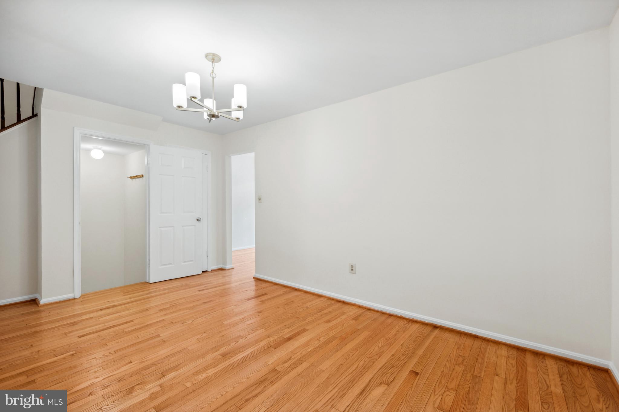 COUNTRY CREEK - Residential