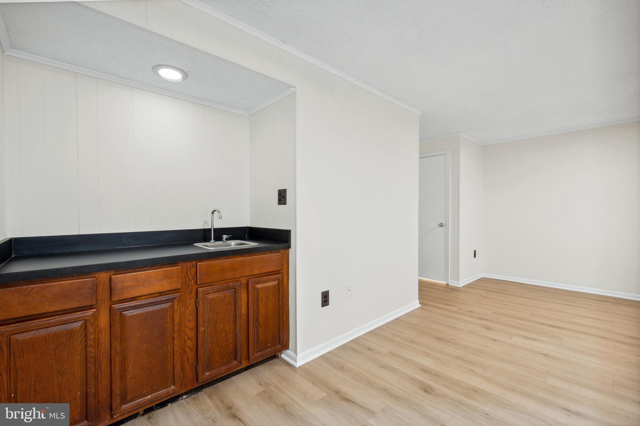 COUNTRY CREEK - Residential