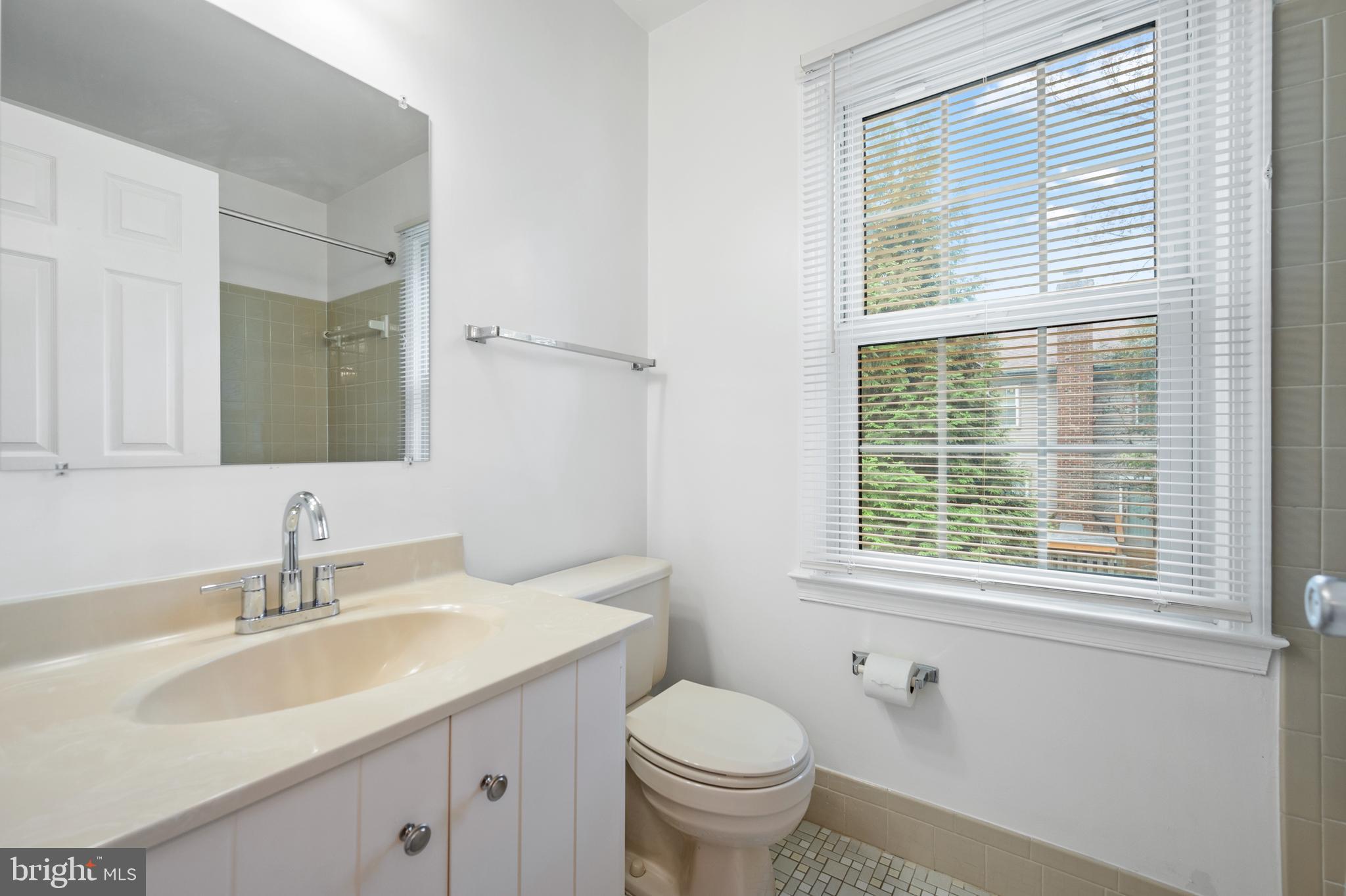 COUNTRY CREEK - Residential