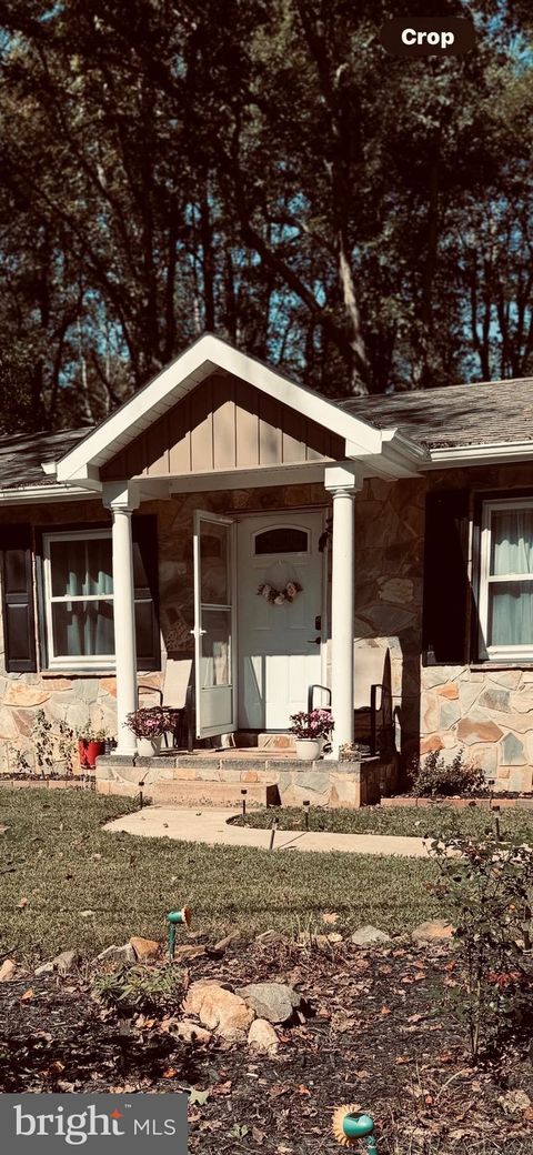 5539 CEDON ROAD SW WOODFORD VA 22580