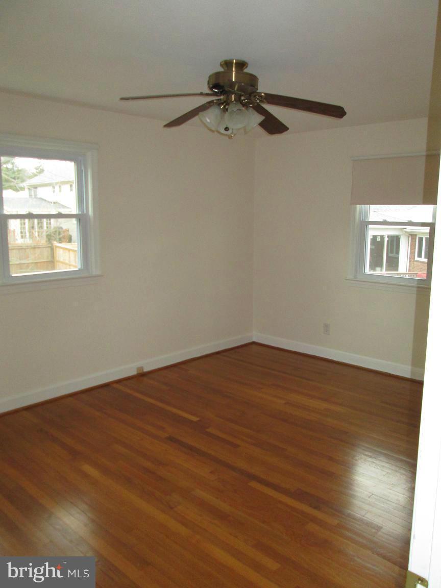 CRESCENT HILLS - Residential Lease