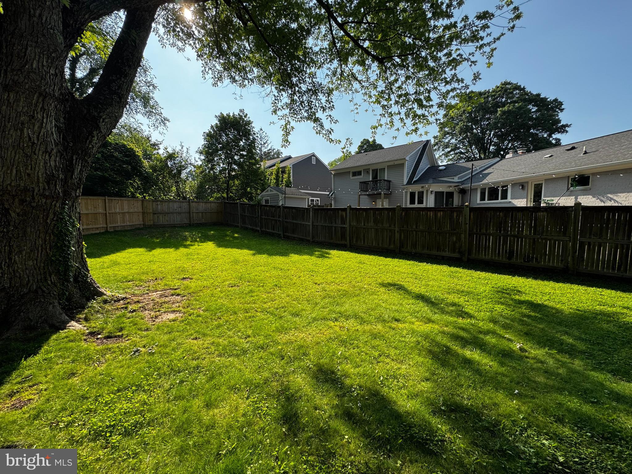 CRESCENT HILLS - Residential Lease