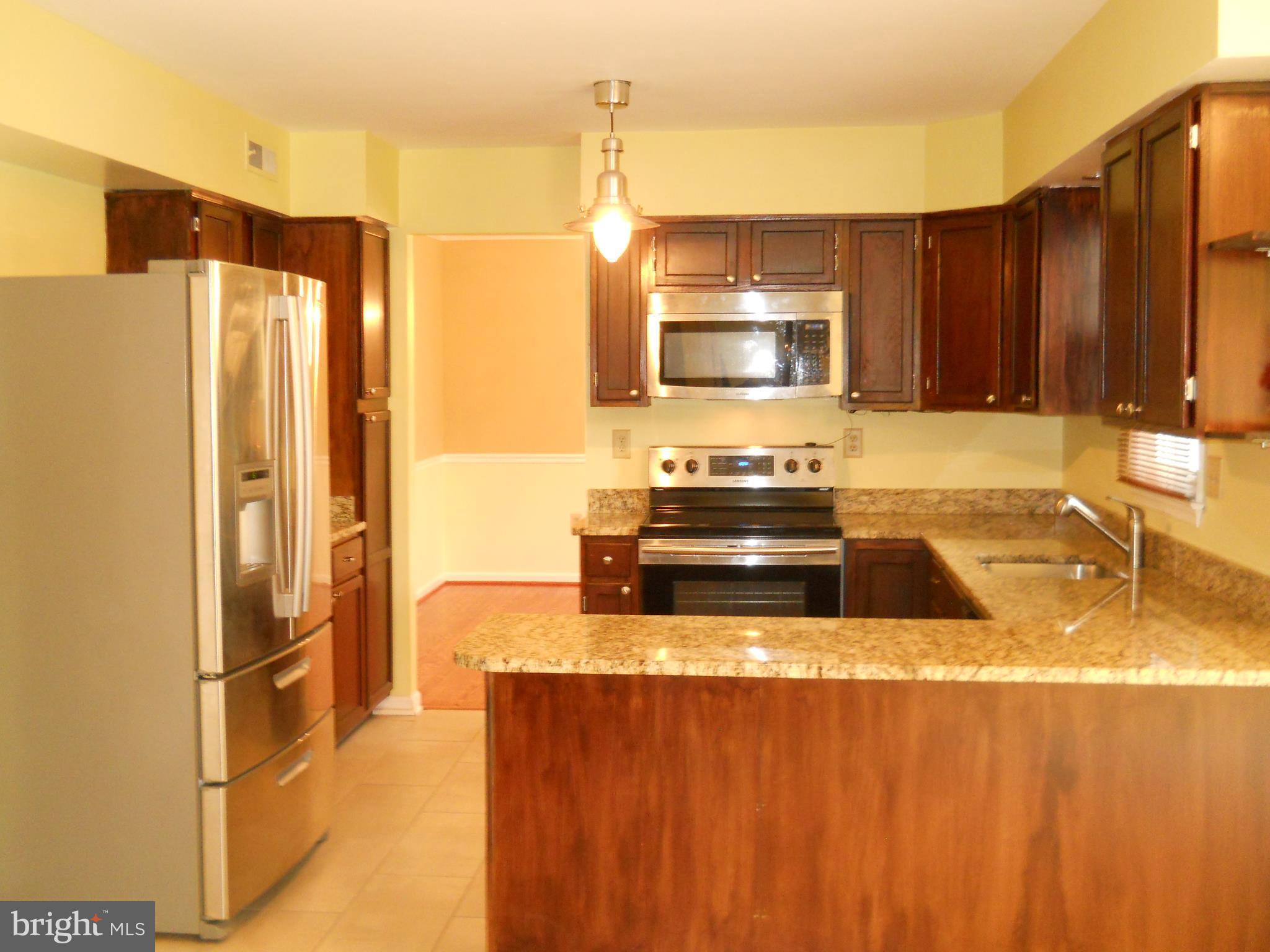 MAYDALE - Residential Lease