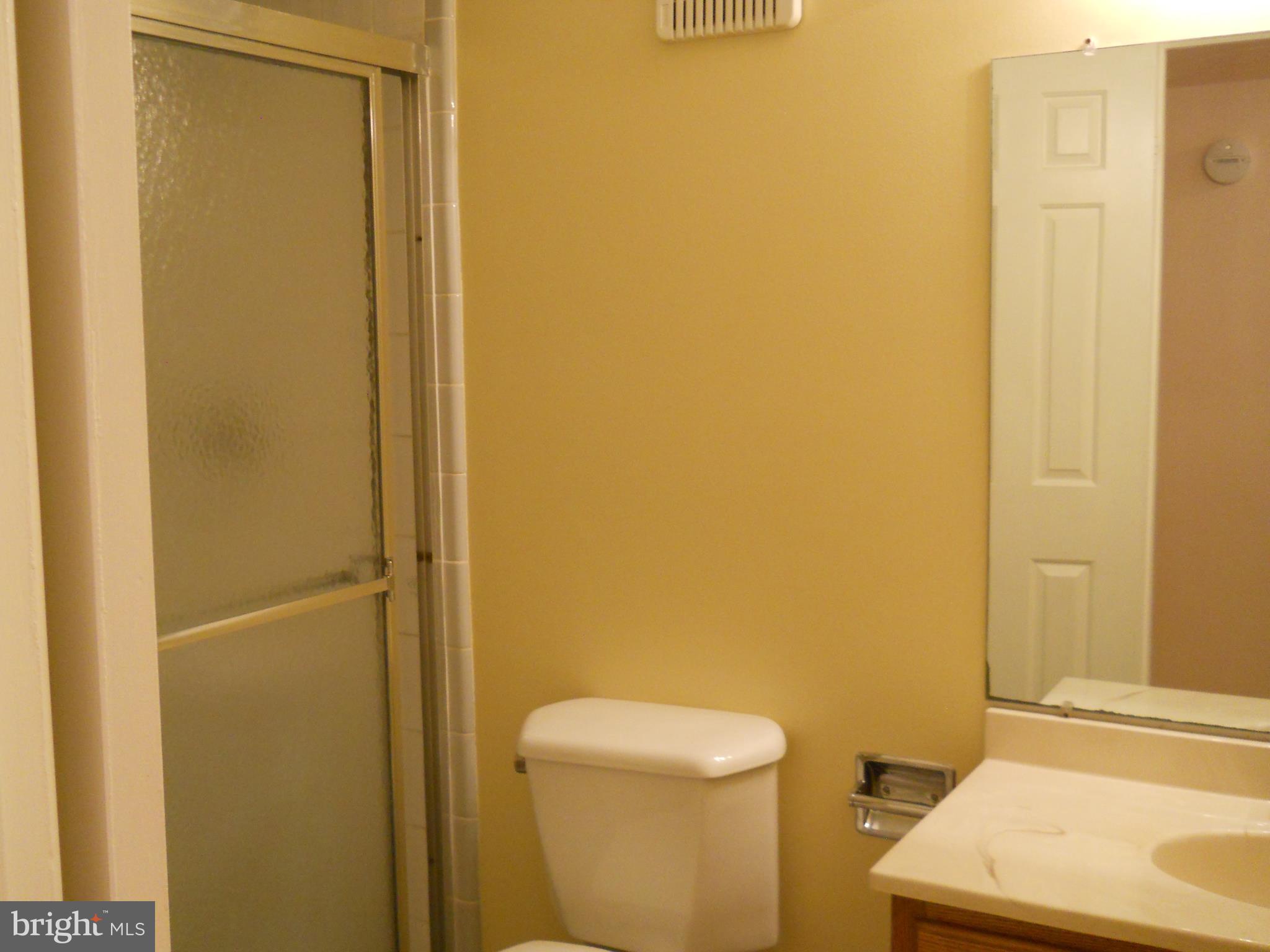 MAYDALE - Residential Lease