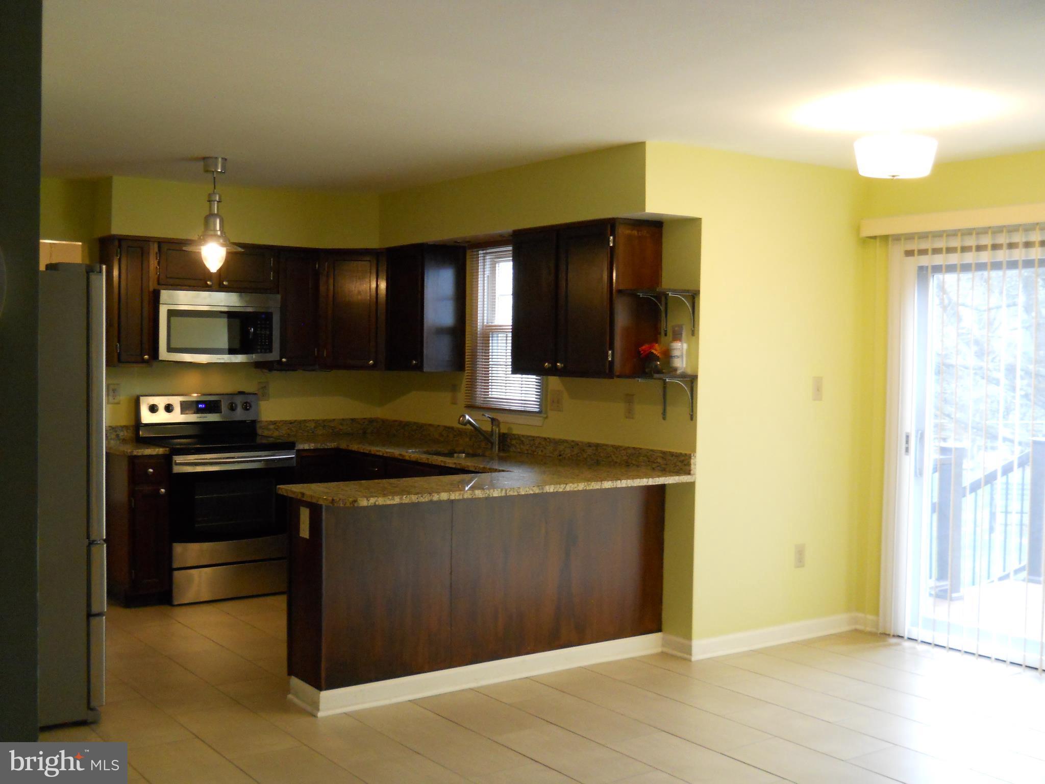 MAYDALE - Residential Lease