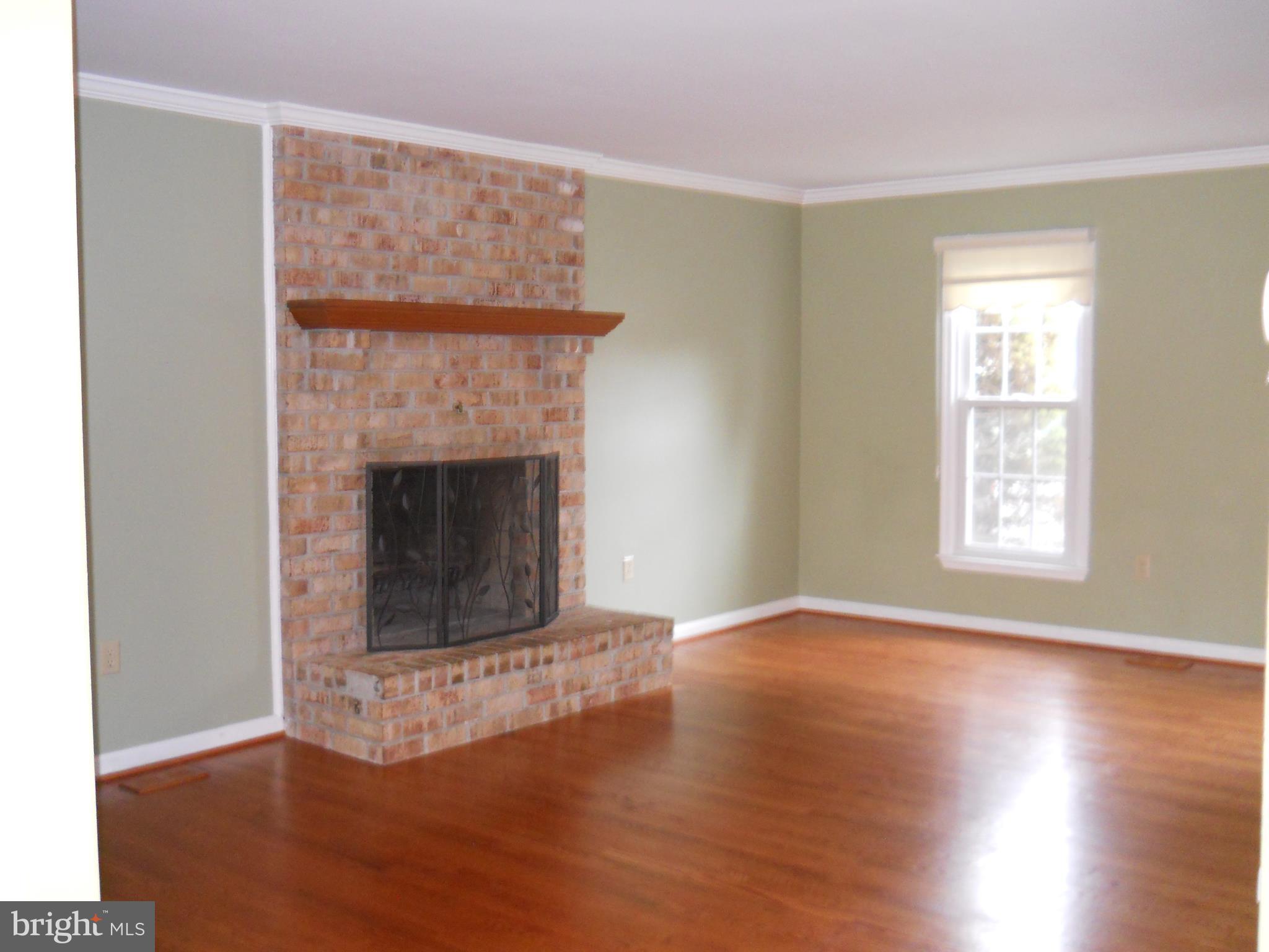 MAYDALE - Residential Lease