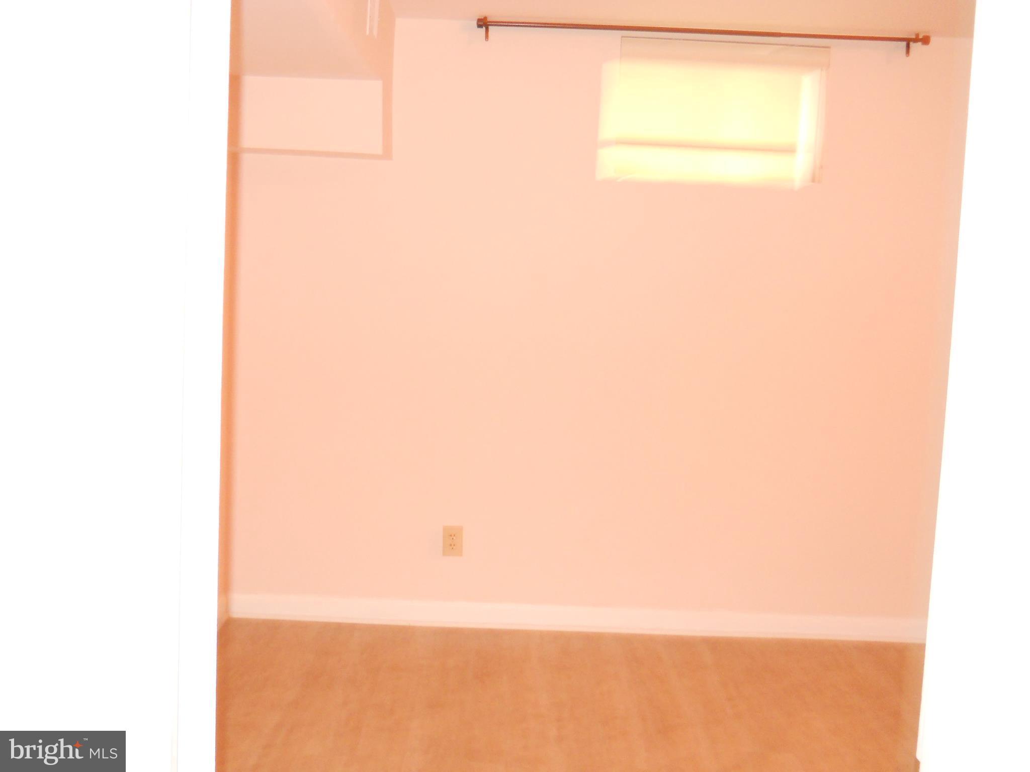 MAYDALE - Residential Lease