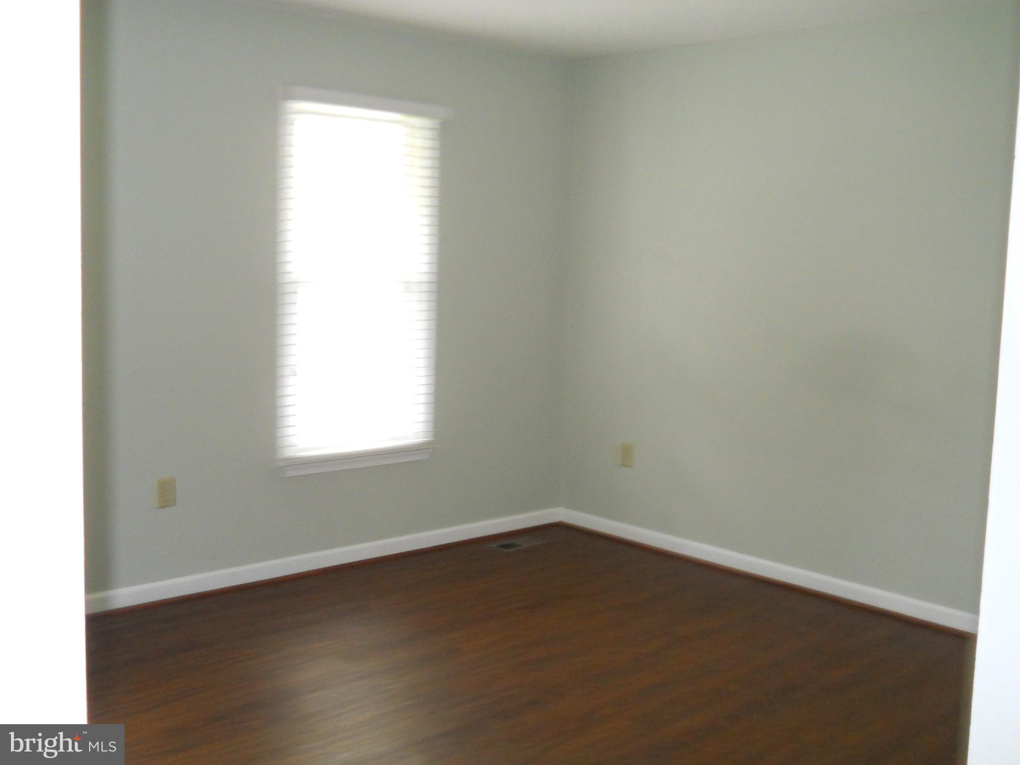 MAYDALE - Residential Lease