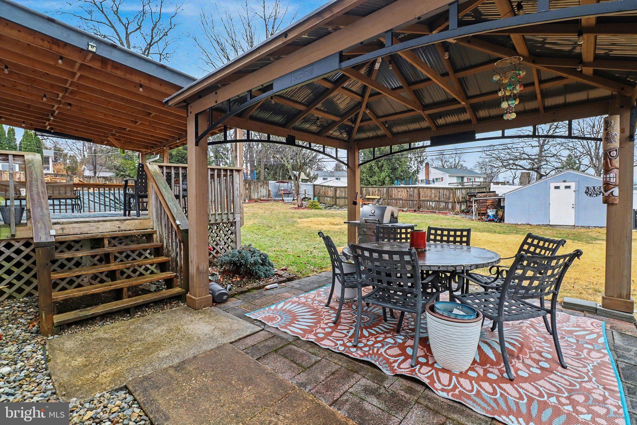 CLUB ESTATES WEST - Residential