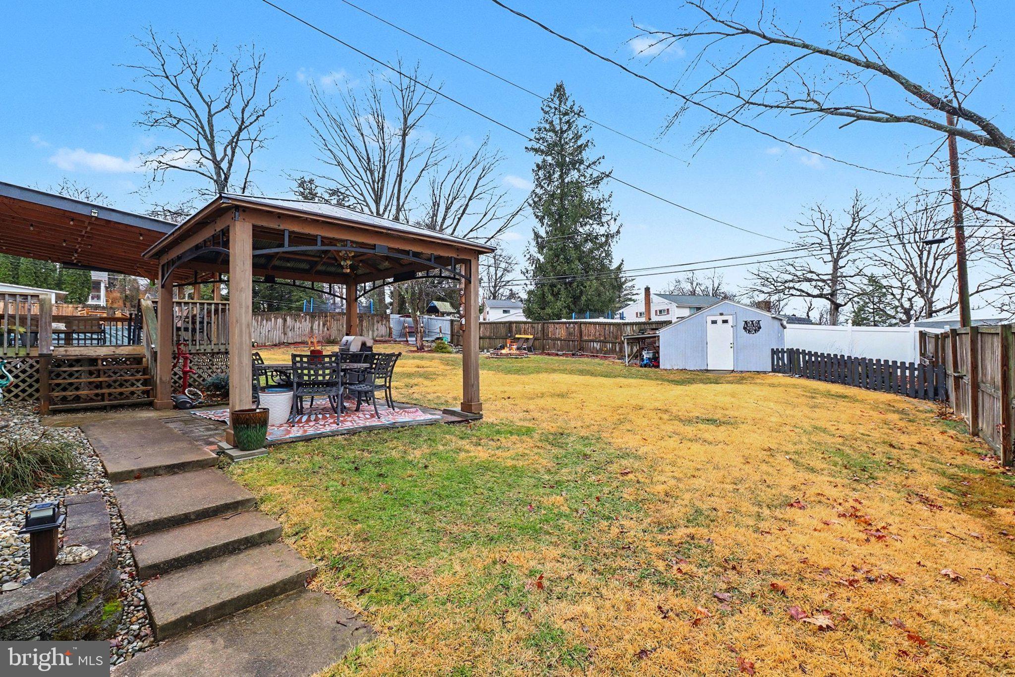 CLUB ESTATES WEST - Residential