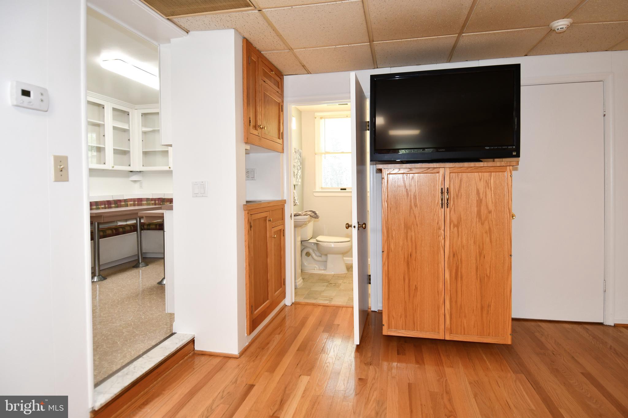 PLEASANT SPRINGS - Residential