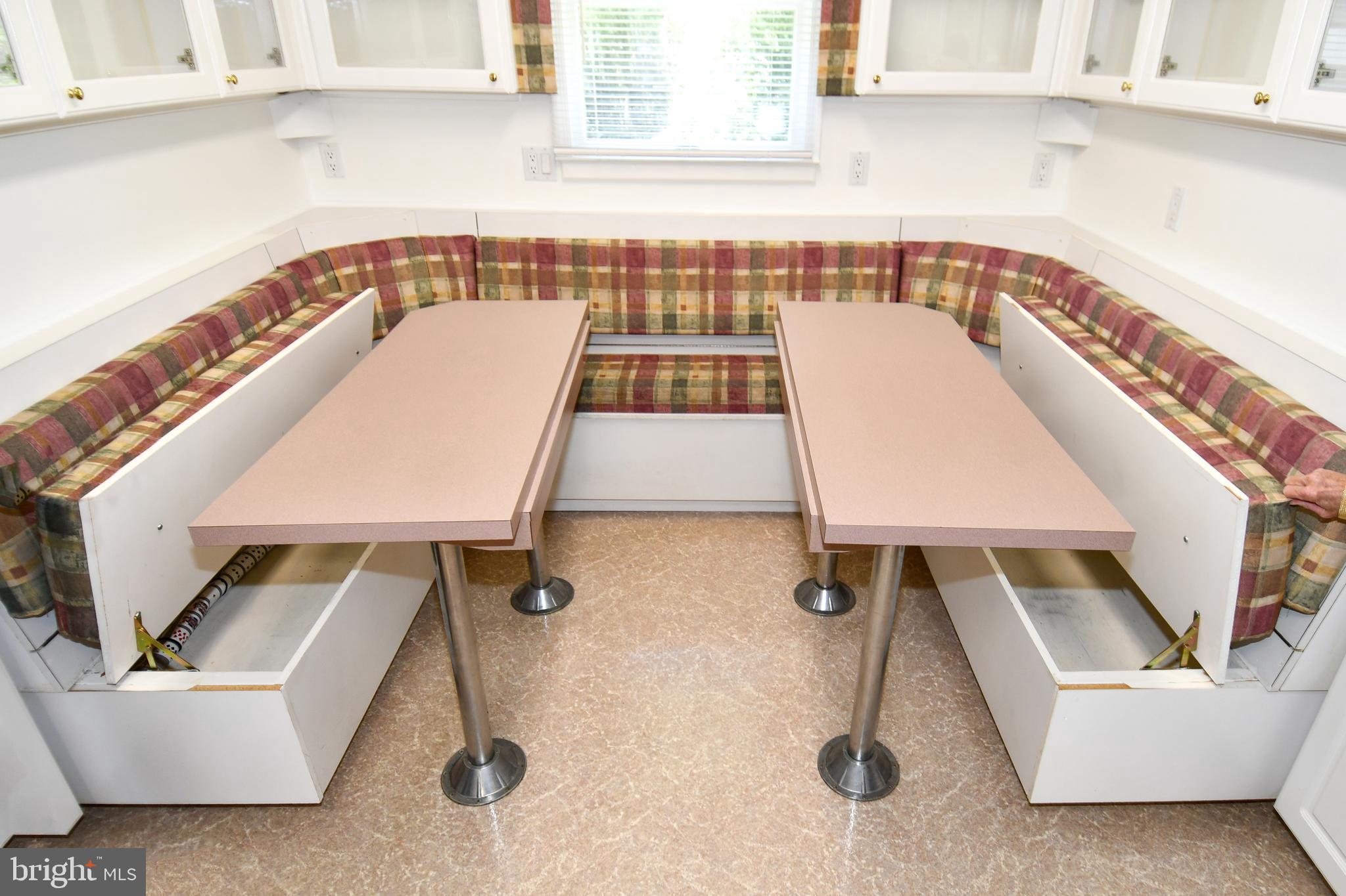 PLEASANT SPRINGS - Residential