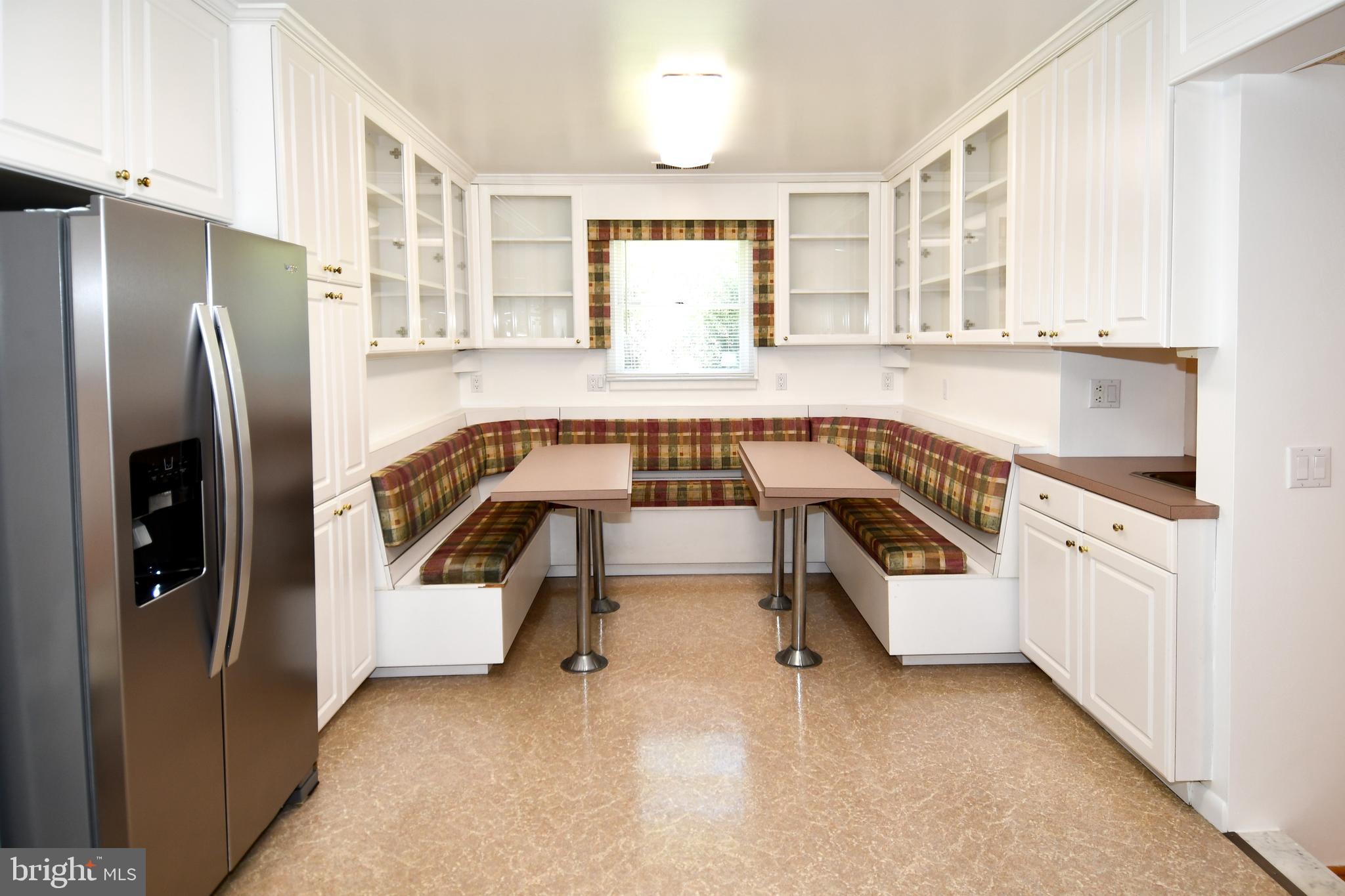 PLEASANT SPRINGS - Residential