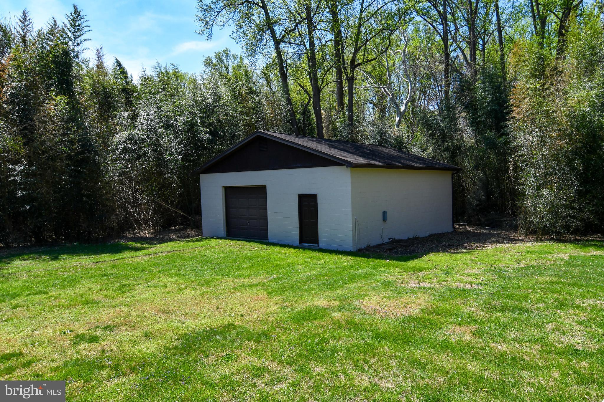 PLEASANT SPRINGS - Residential