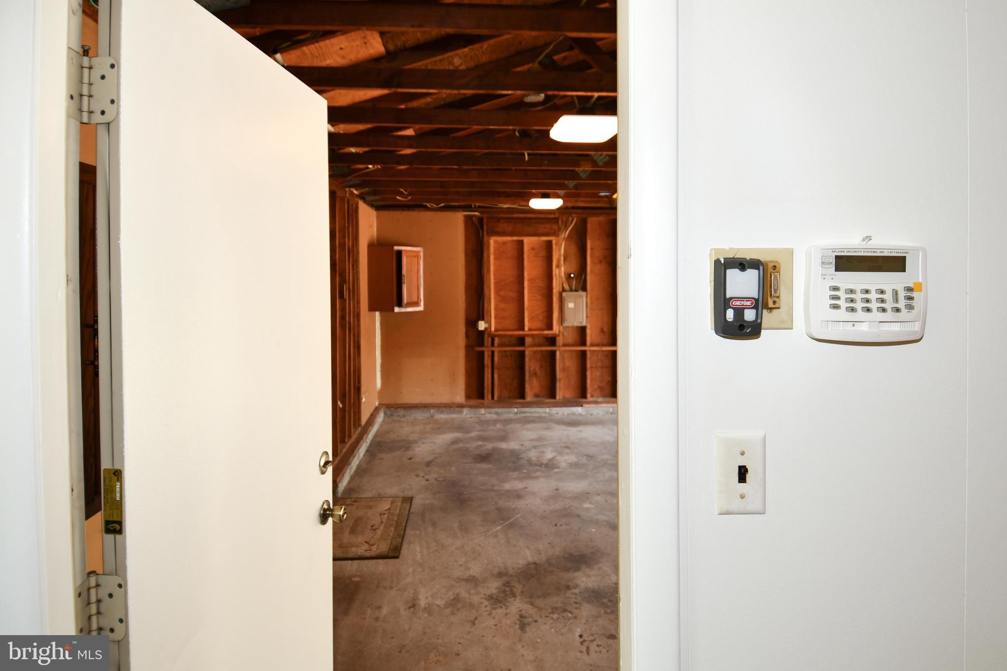 PLEASANT SPRINGS - Residential