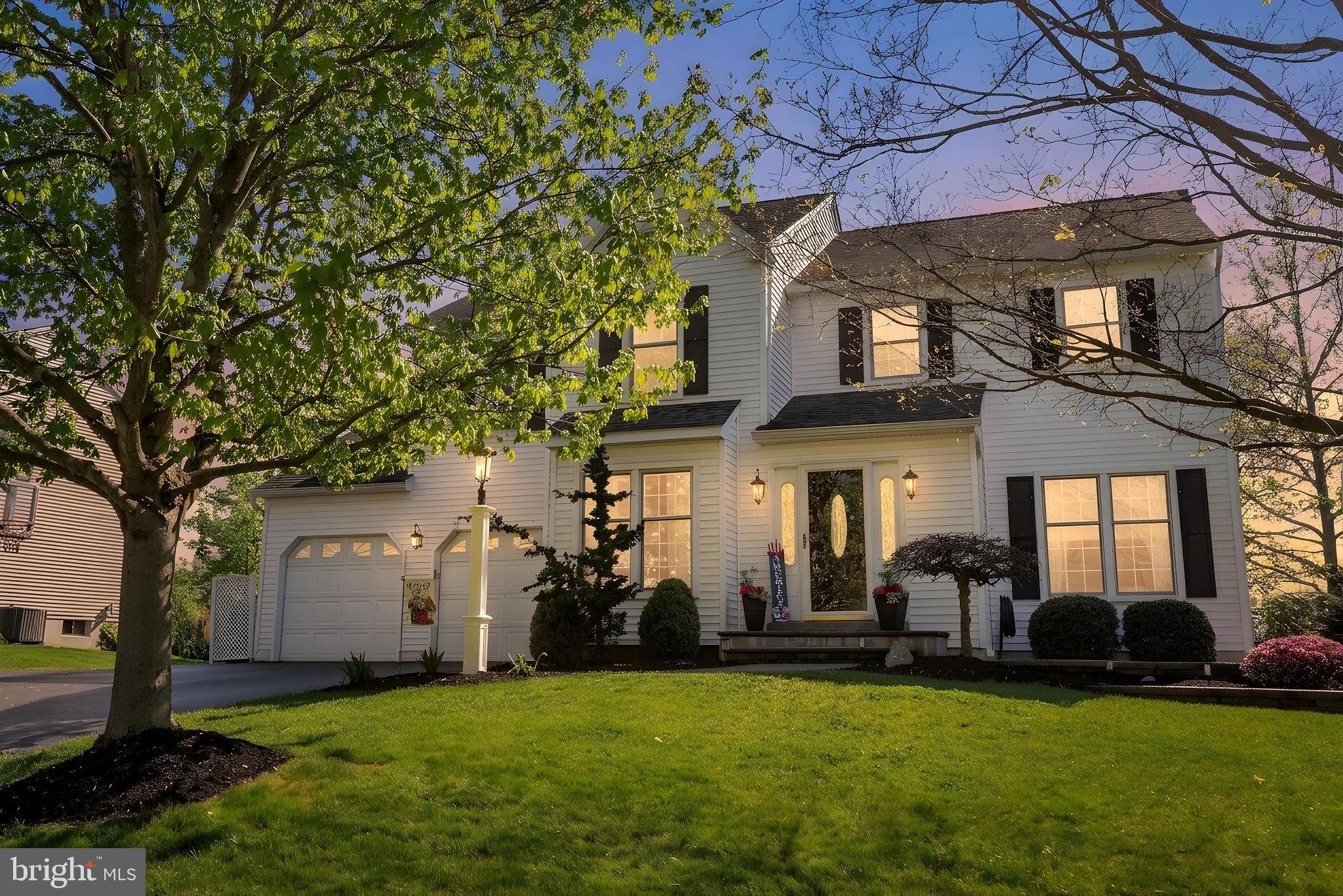 CHARLESTOWNE - Residential