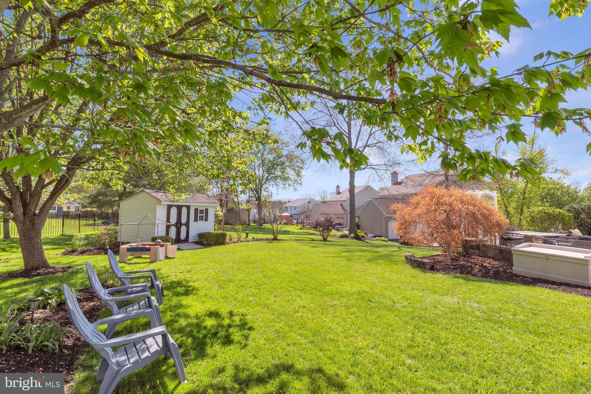 CHARLESTOWNE - Residential