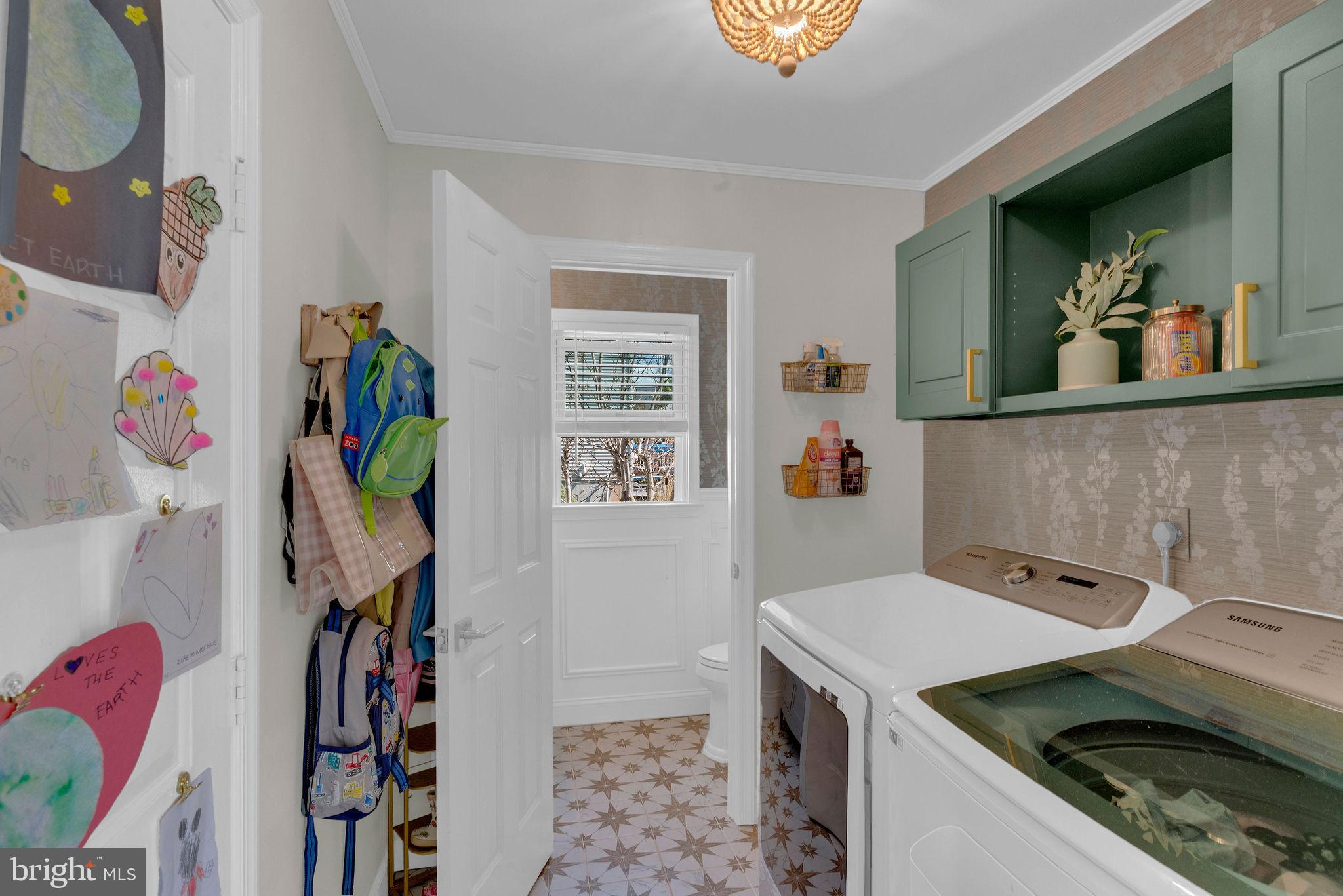 CHARLESTOWNE - Residential
