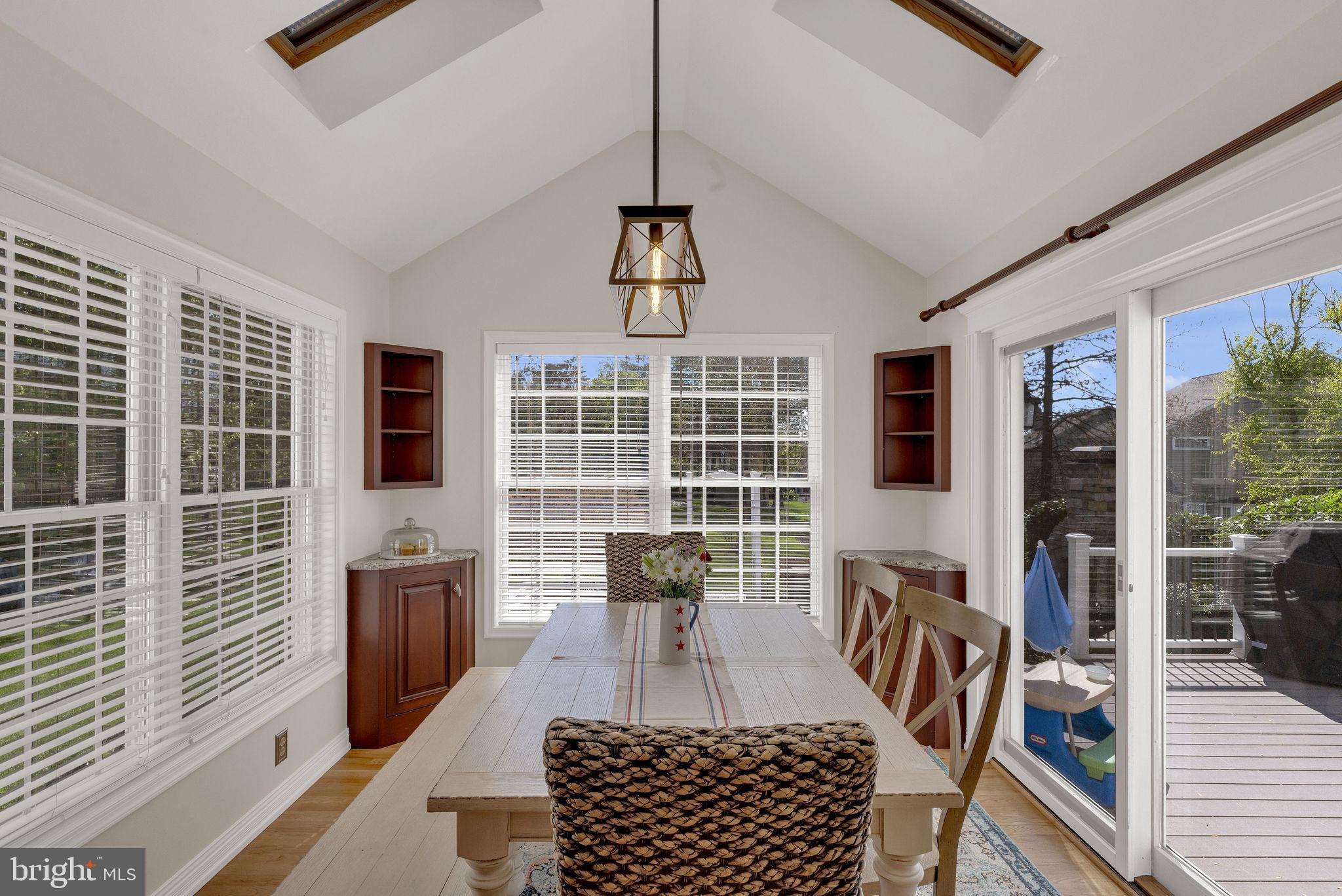 CHARLESTOWNE - Residential