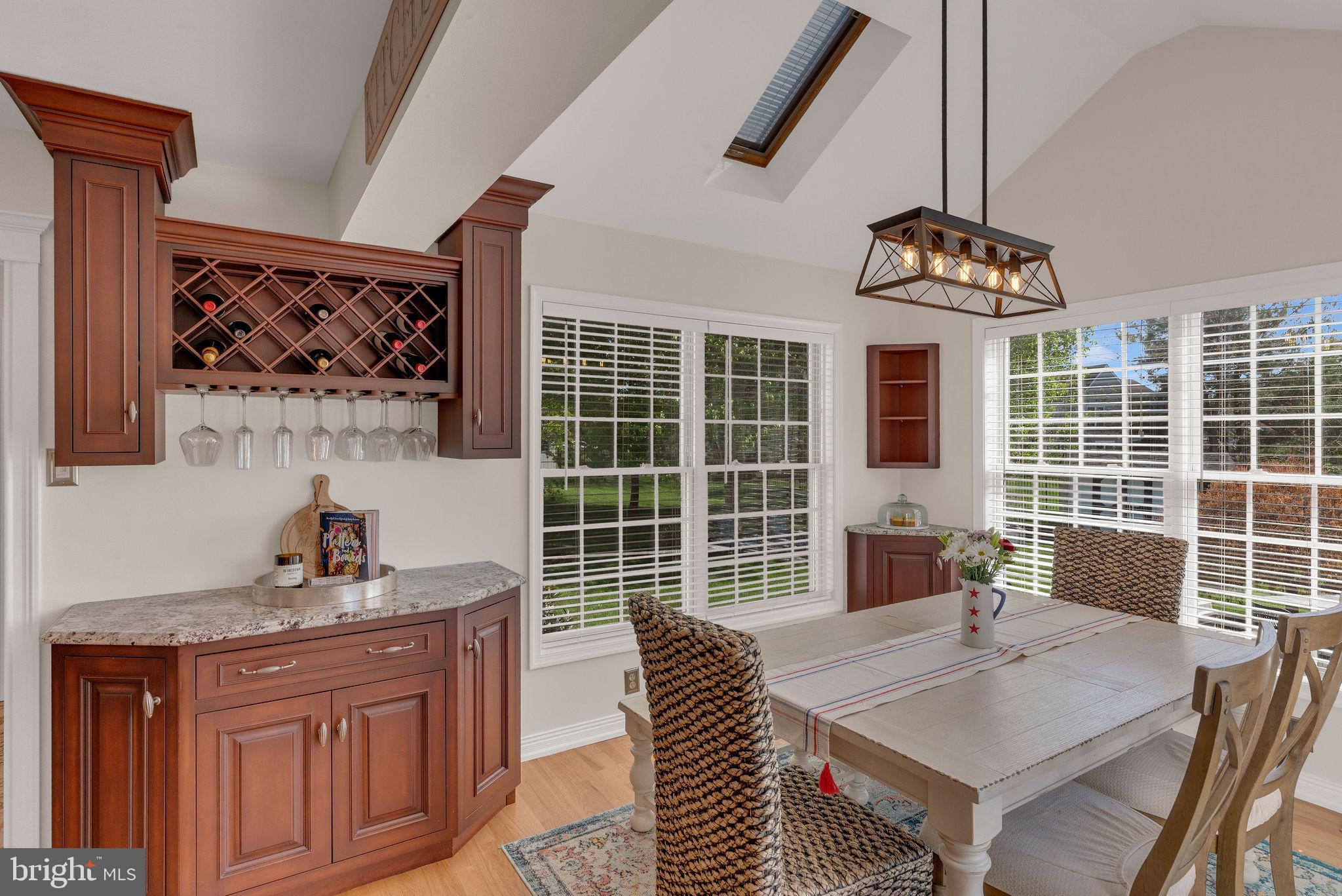 CHARLESTOWNE - Residential