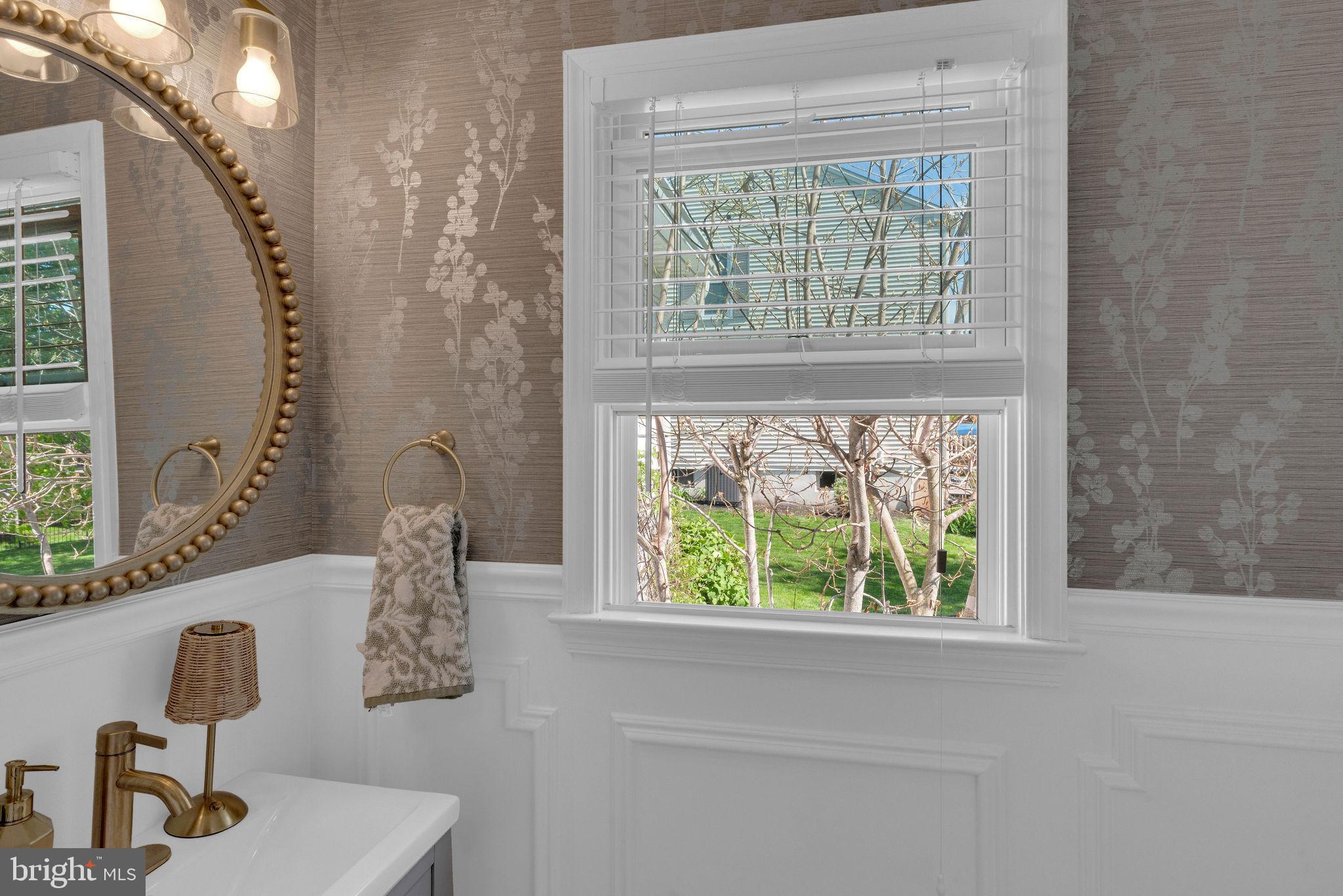 CHARLESTOWNE - Residential